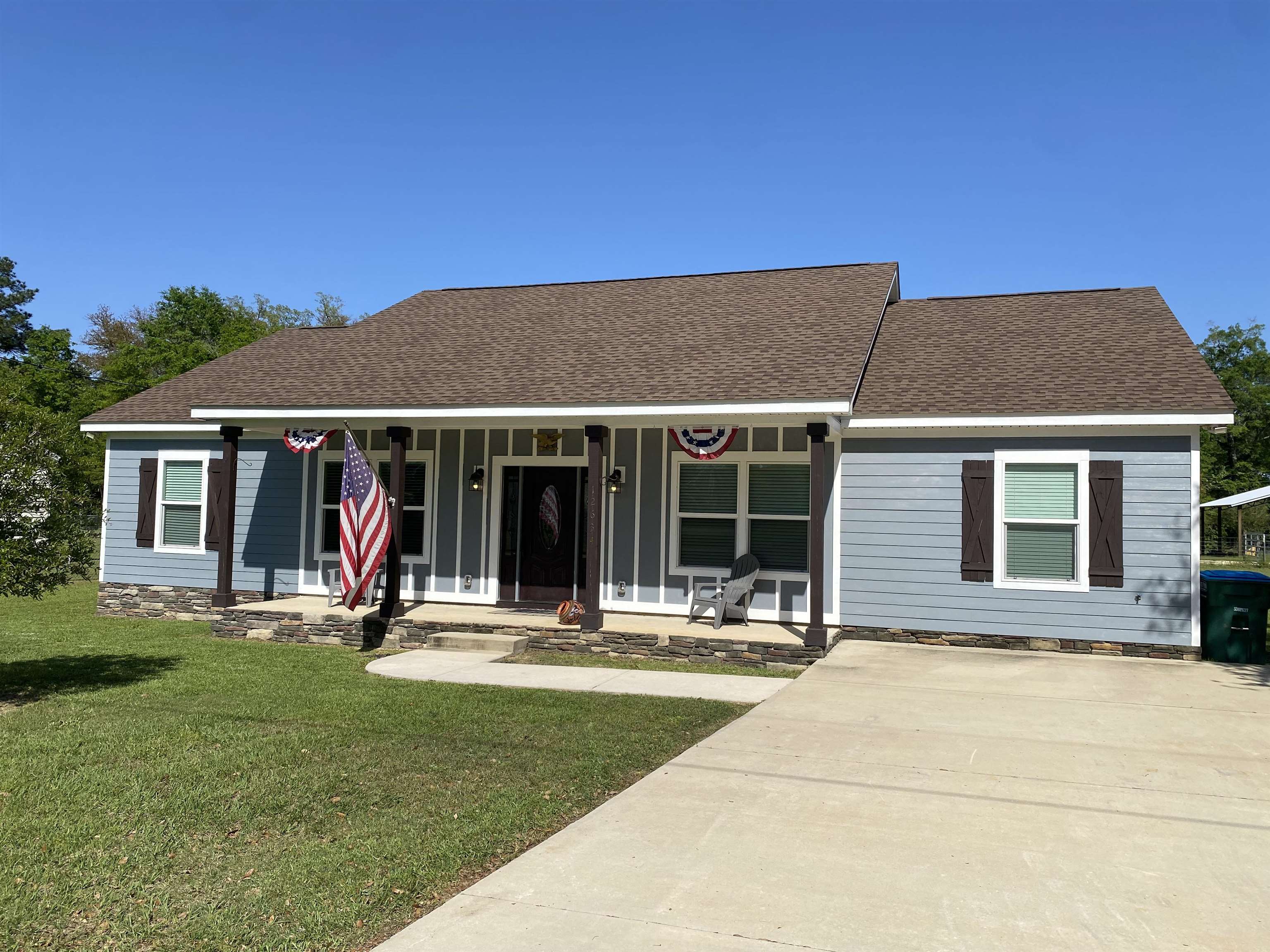 12634 NW Twin Oaks Drive, Bristol, Florida image 12