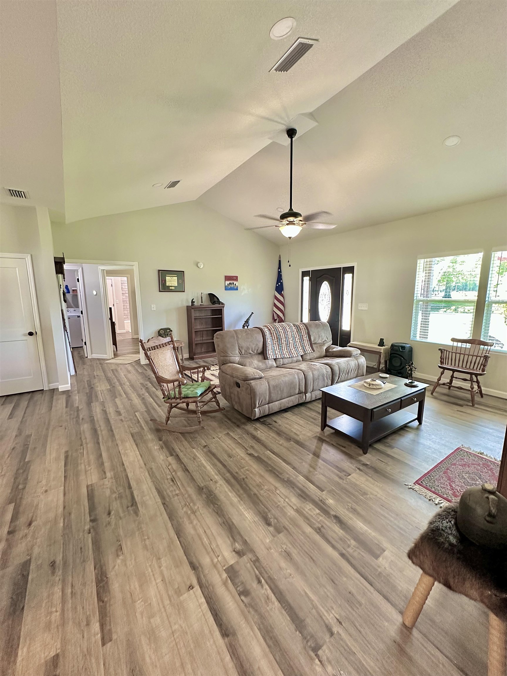 12634 NW Twin Oaks Drive, Bristol, Florida image 17