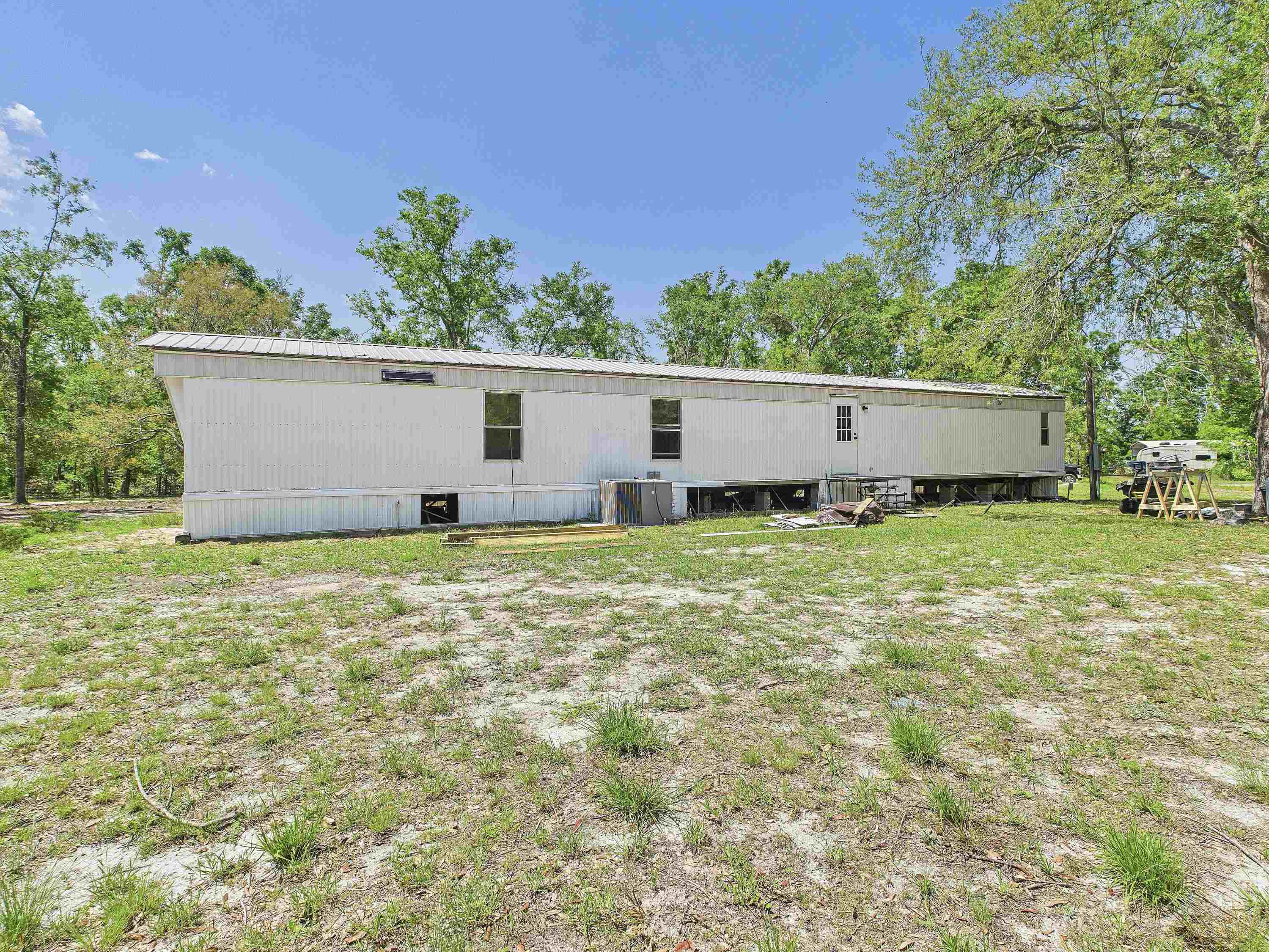 341 NE Mahlon Drive, Lee, Florida image 26