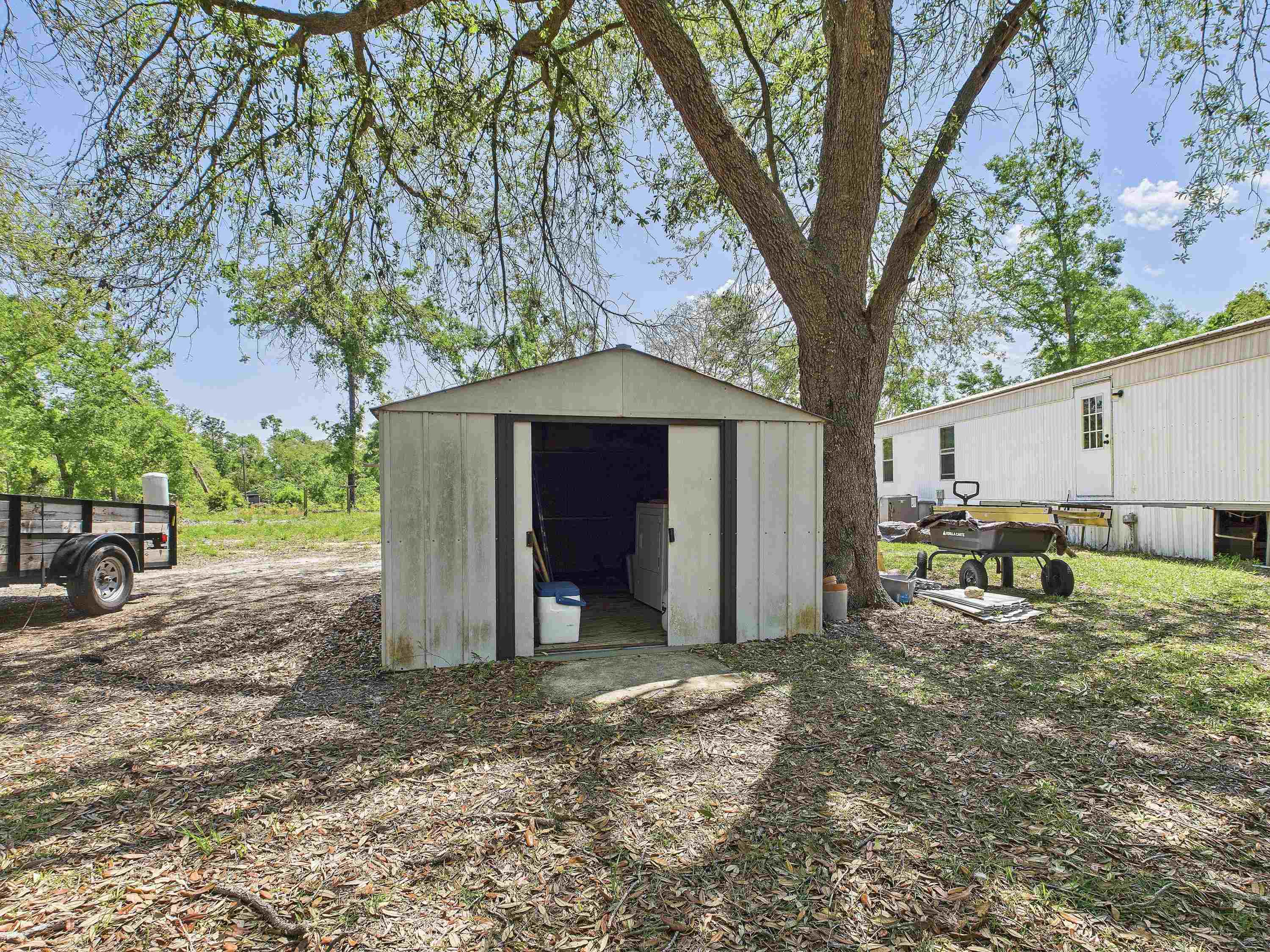 341 NE Mahlon Drive, Lee, Florida image 28