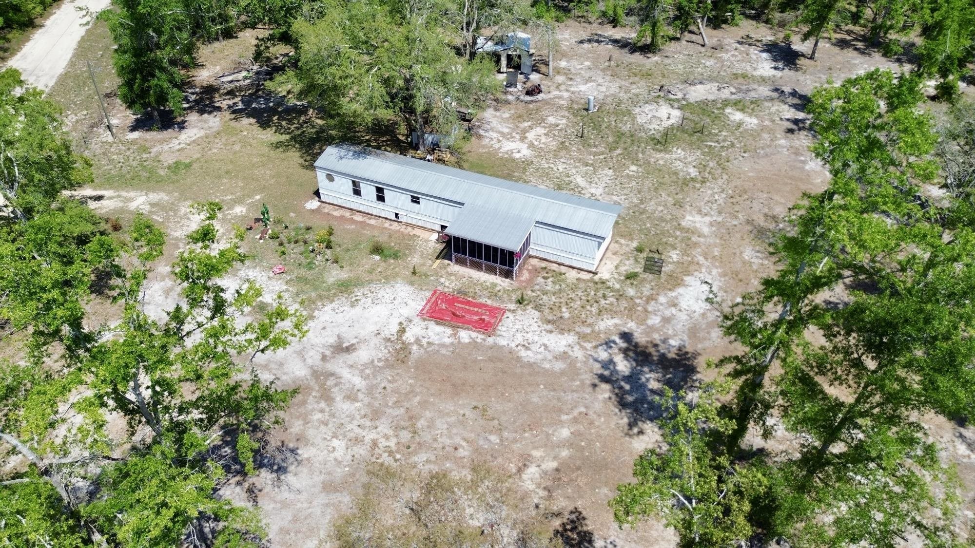 341 NE Mahlon Drive, Lee, Florida image 35