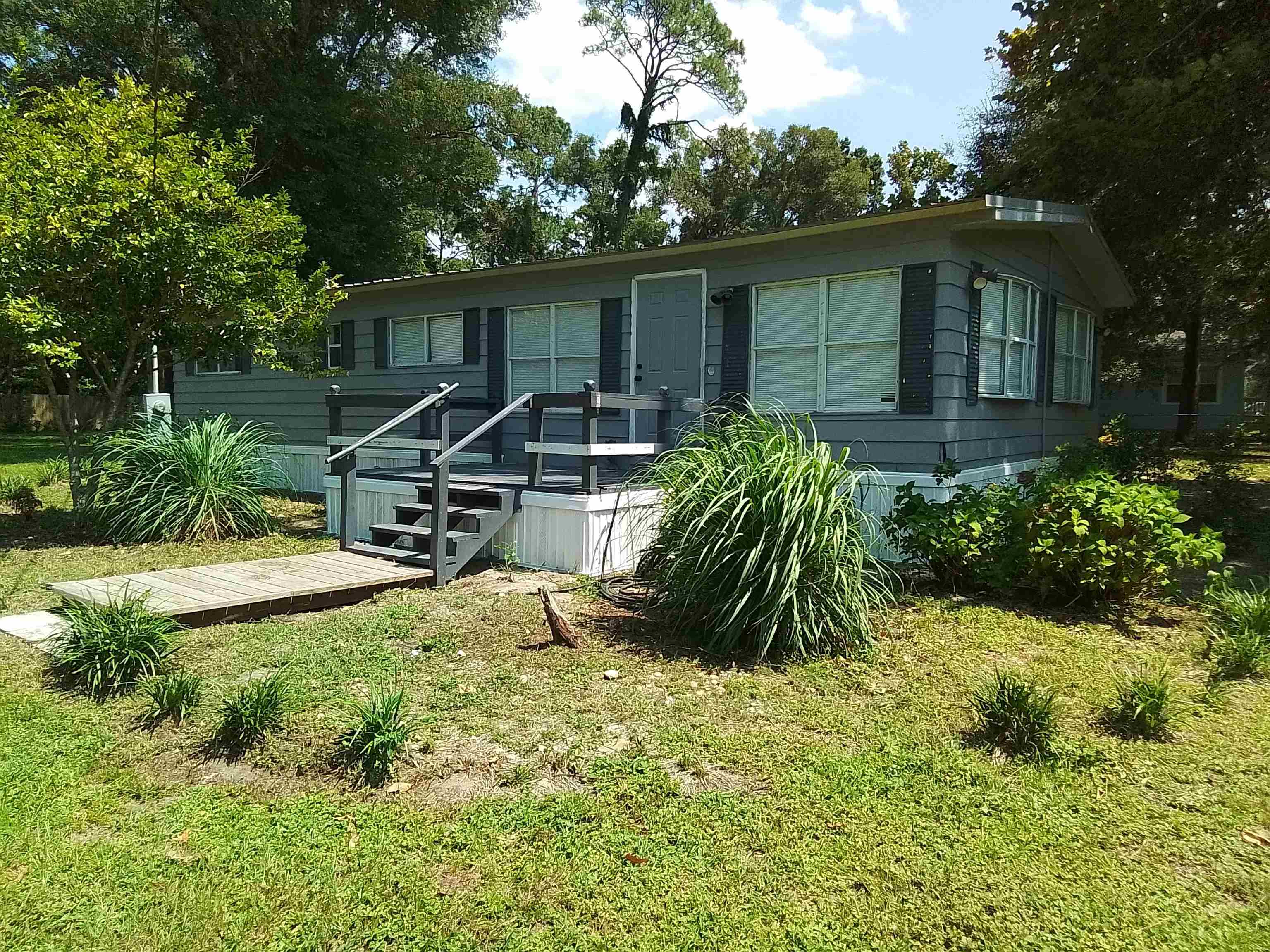 7 Dispennette Drive, Crawfordville, Texas image 3