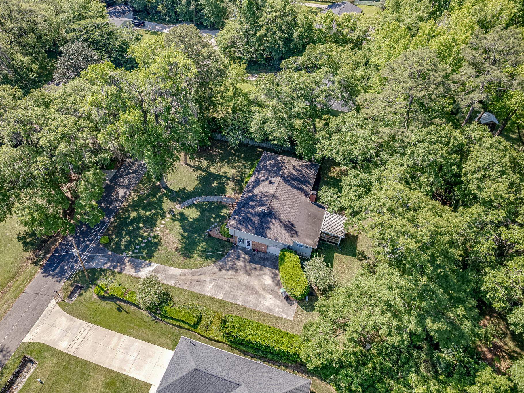 3212 Springdale Drive, Tallahassee, Texas image 36