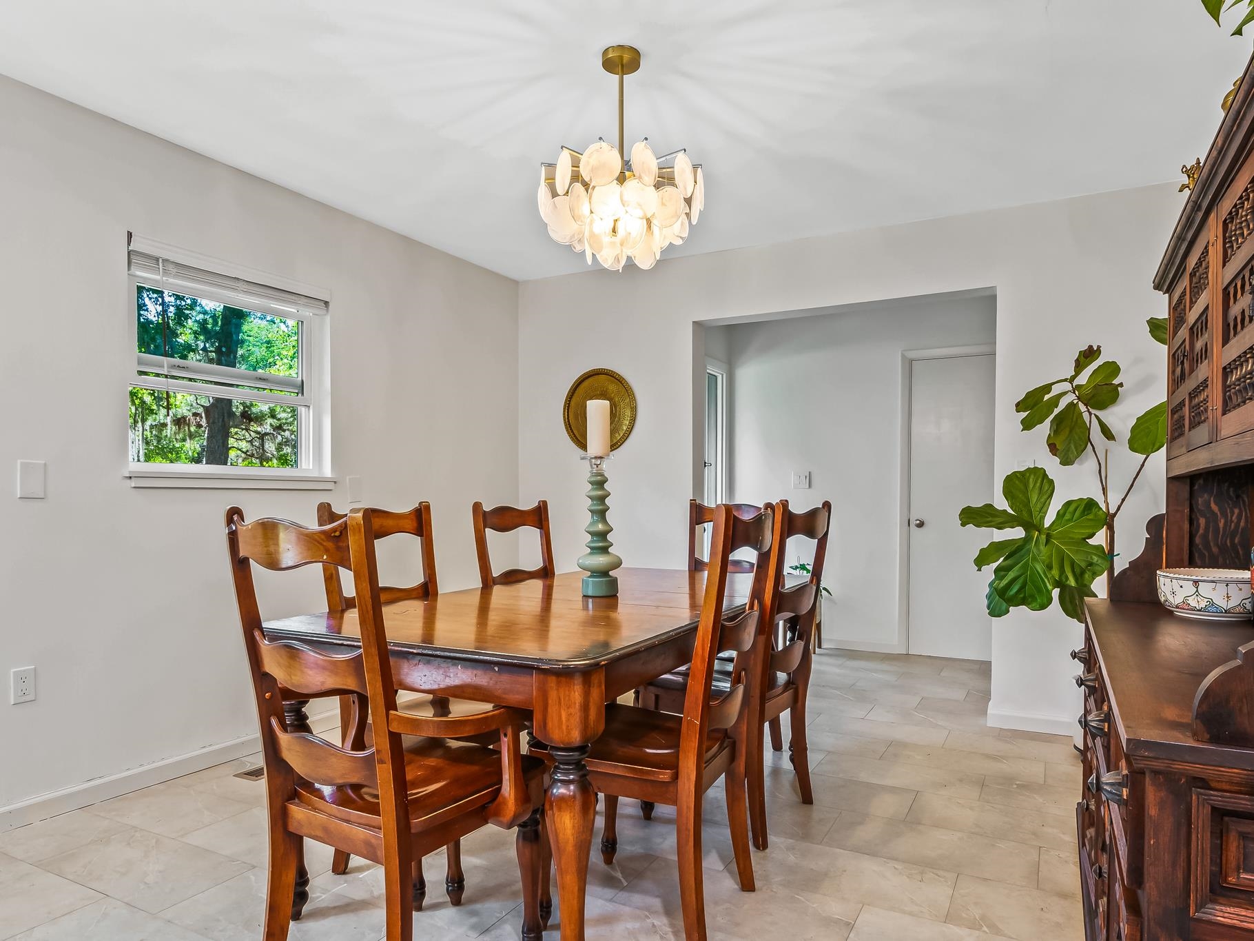 3212 Springdale Drive, Tallahassee, Texas image 7