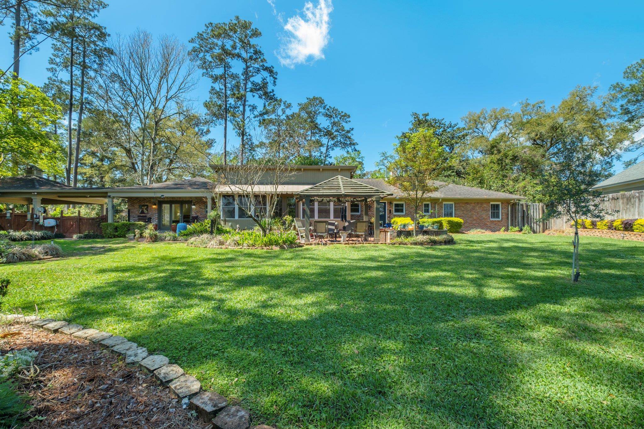 2109 E Randolph Circle, Tallahassee, Texas image 34