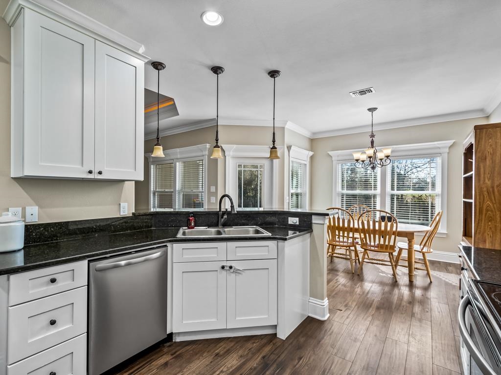 186 Carousel Circle, Crawfordville, Florida image 12