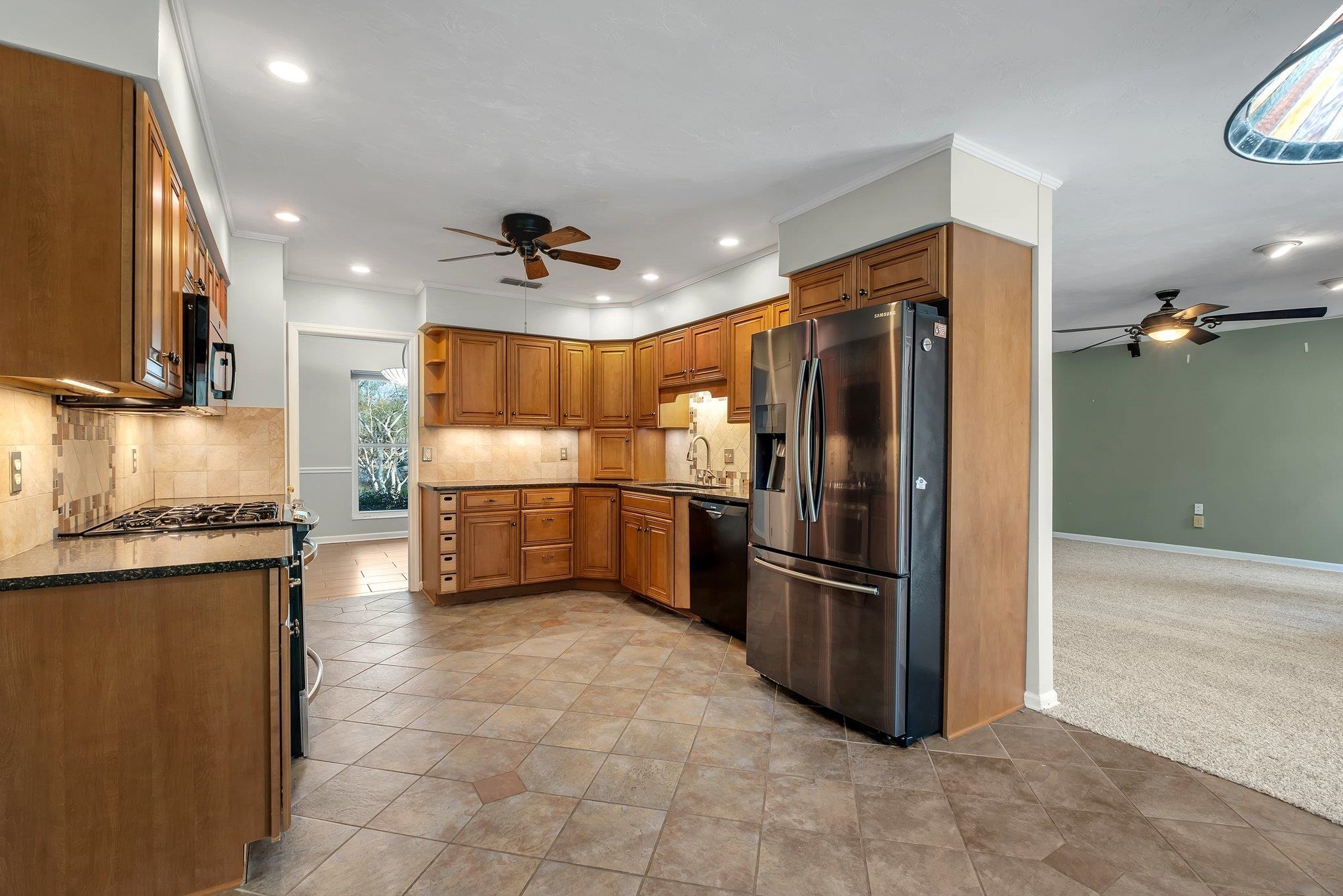 2813 Chumleigh Circle, Tallahassee, Florida image 28
