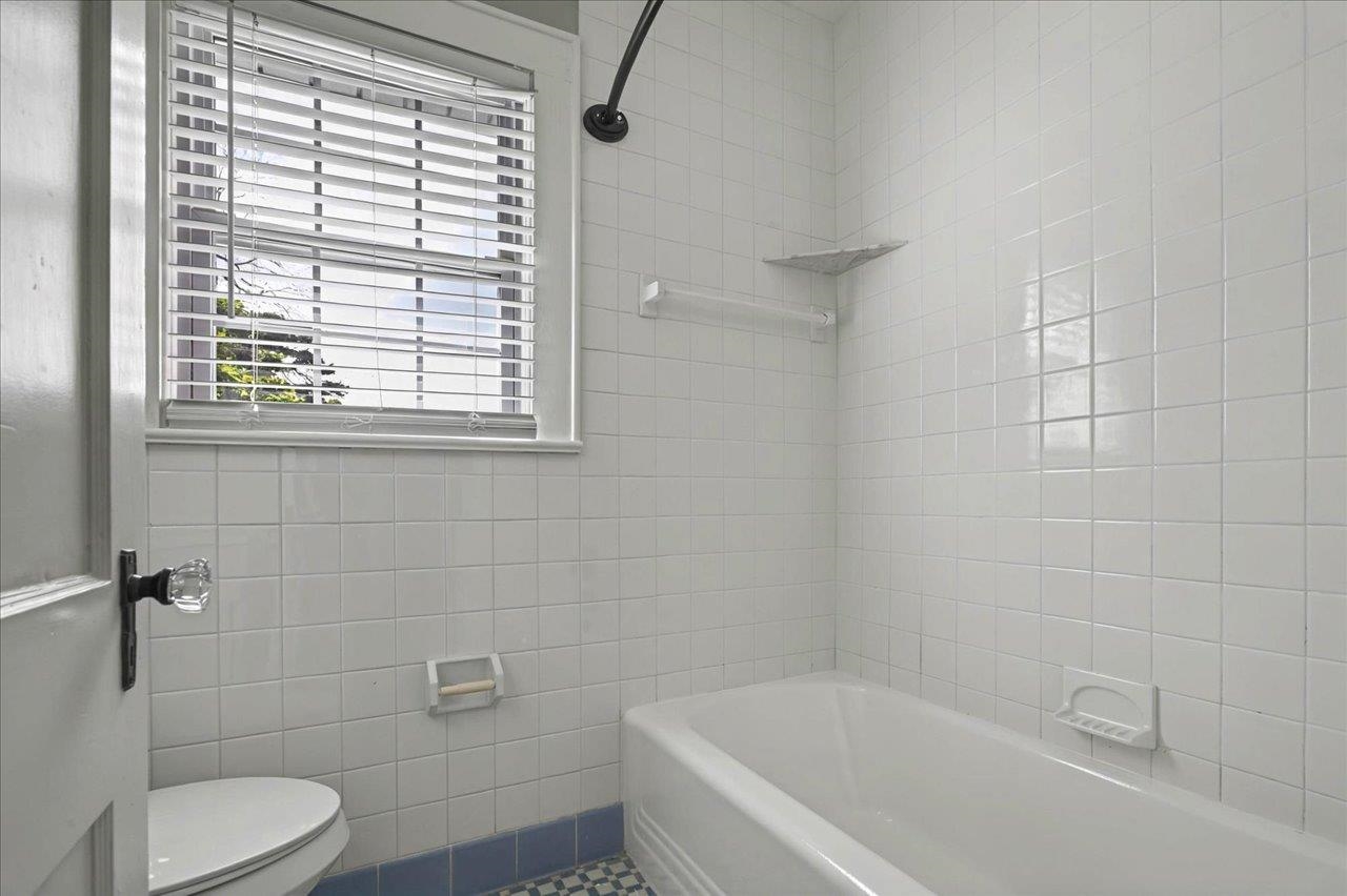 326 N 8th Street, Quincy, Florida image 29