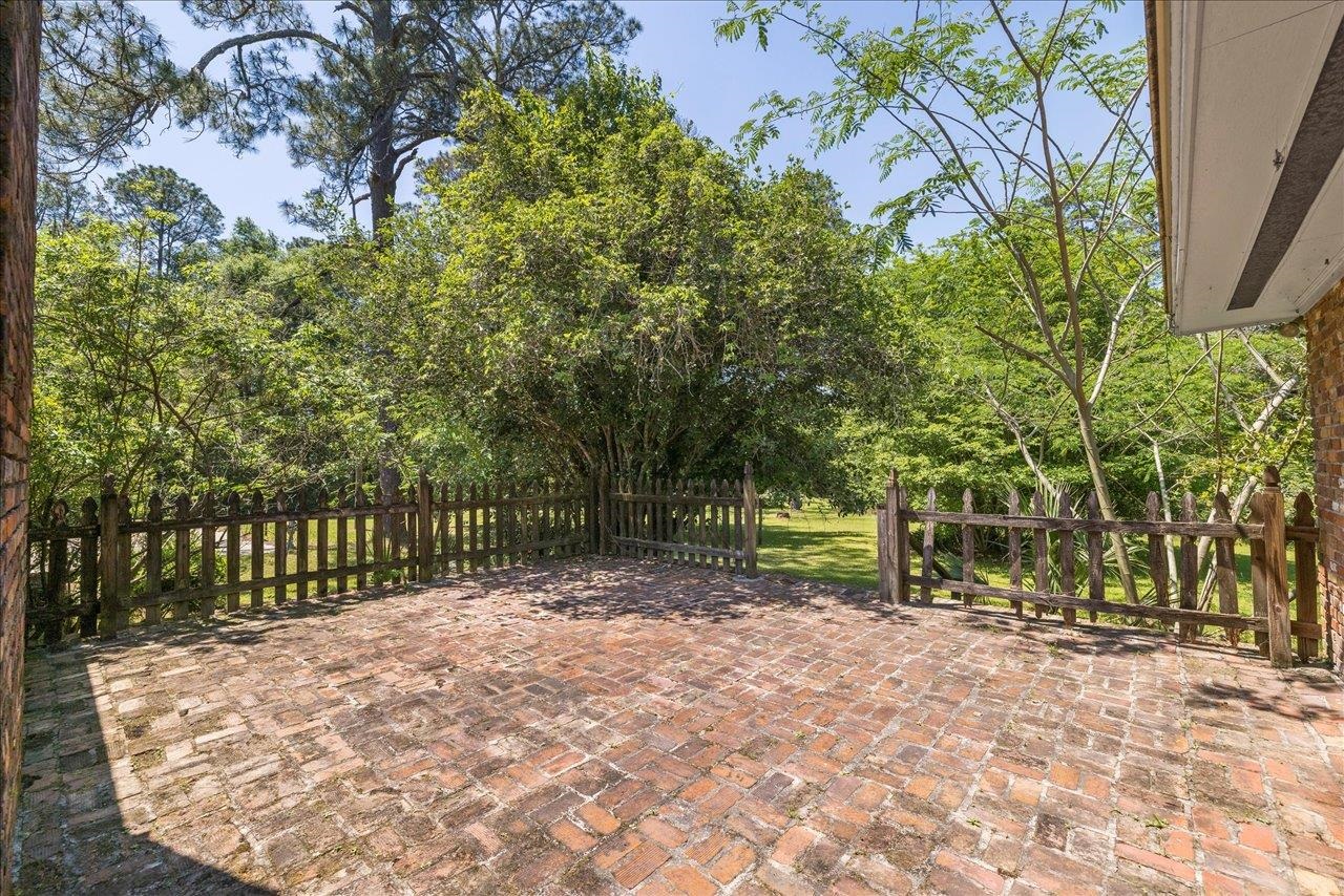 823 Salter Road, Quincy, Florida image 30