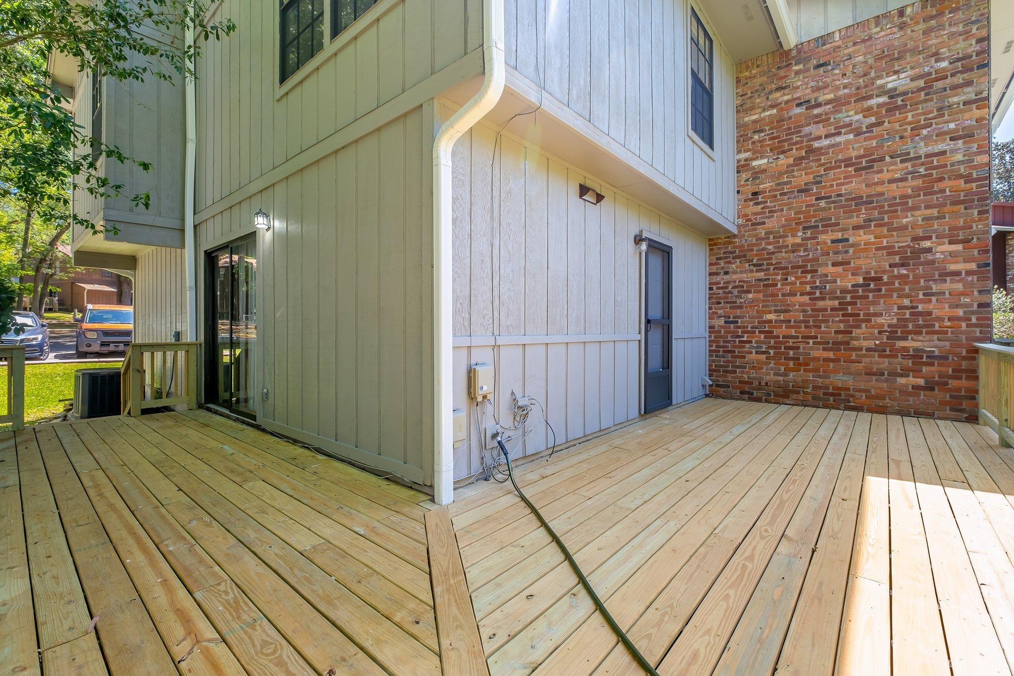 2263 Shady Timbers Circle #3, Tallahassee, Texas image 2