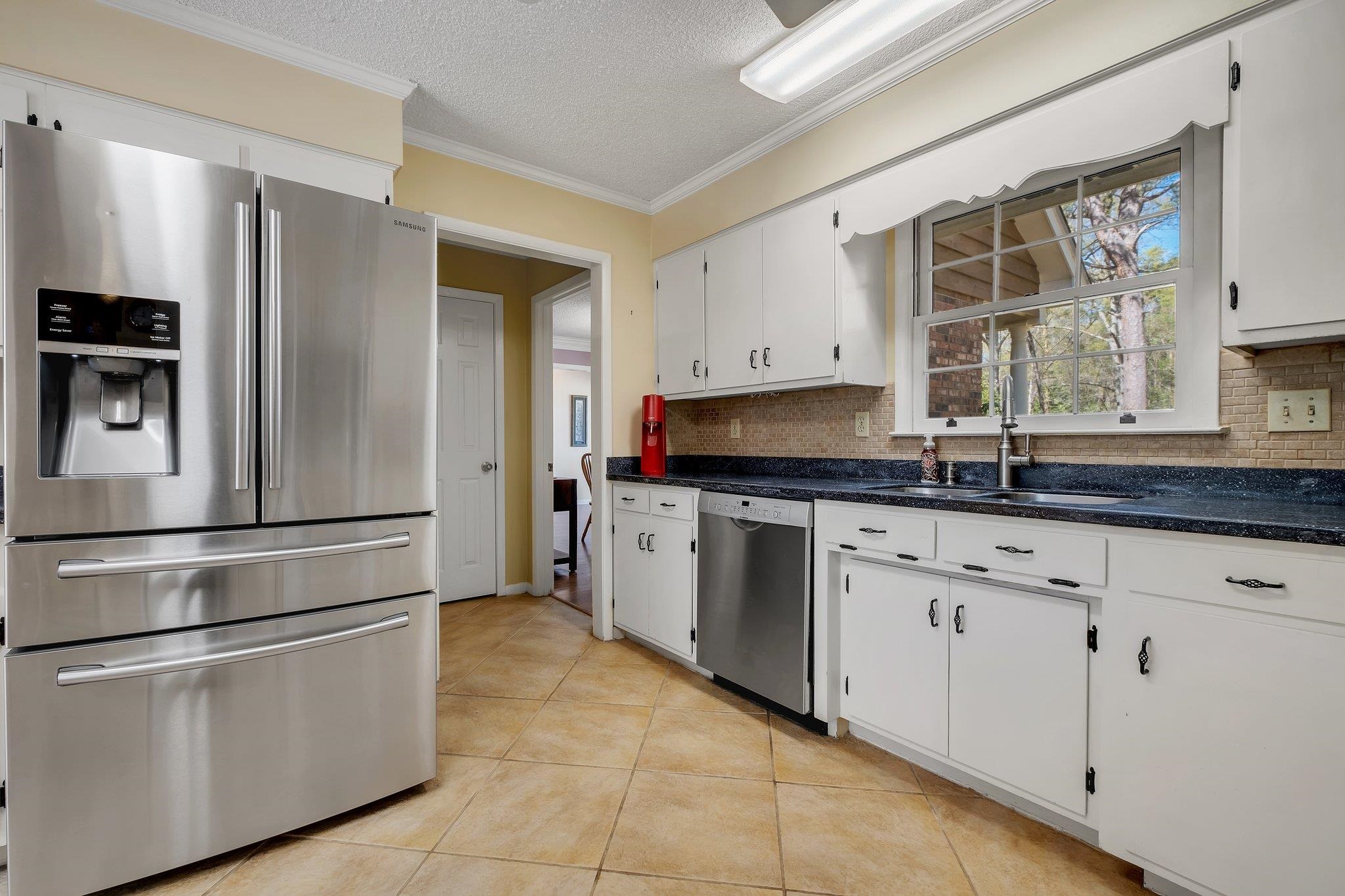 7023 Dardwood Lane, Tallahassee, Texas image 18