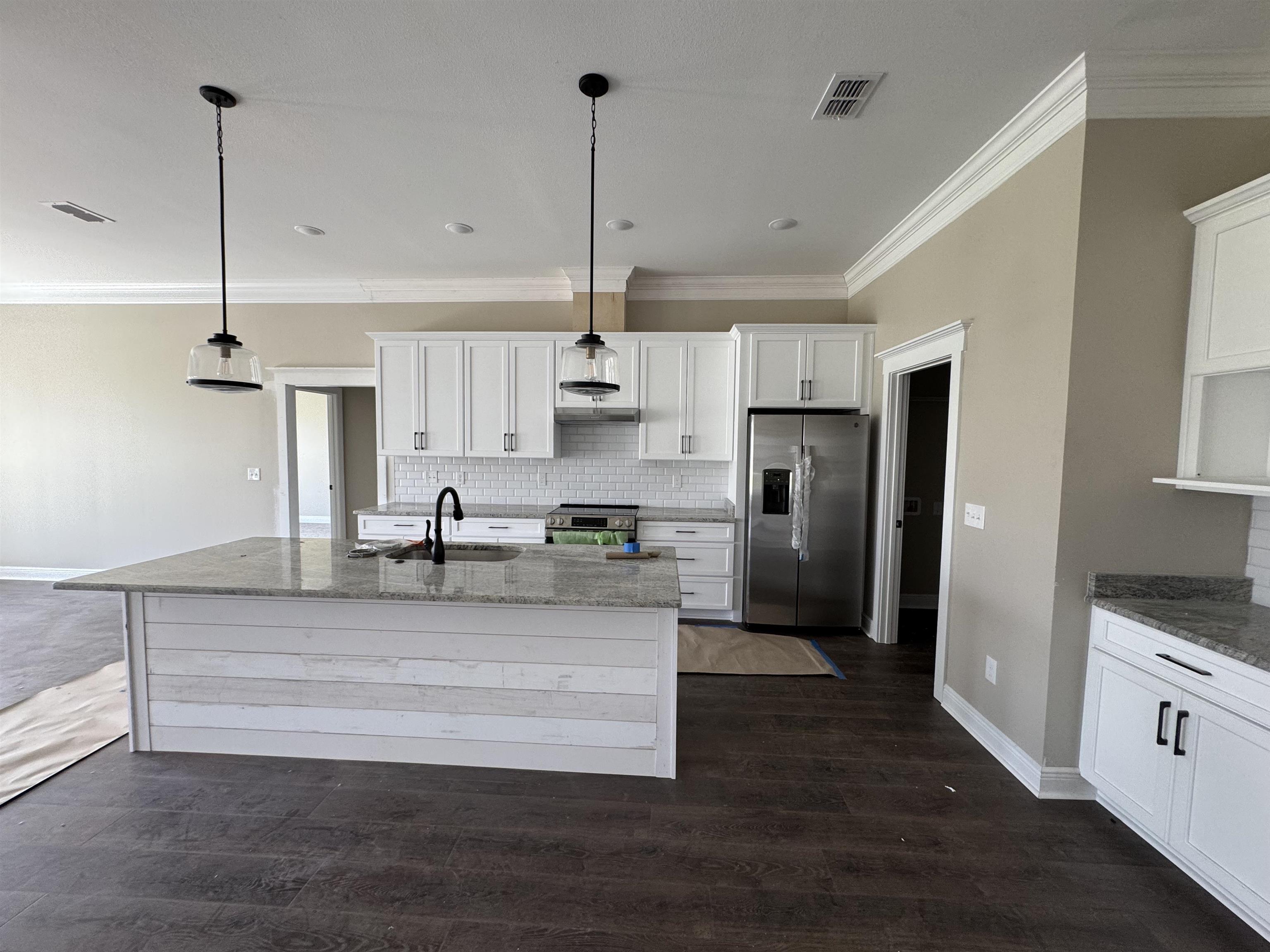 238 Stillmont Drive, Crawfordville, Florida image 2