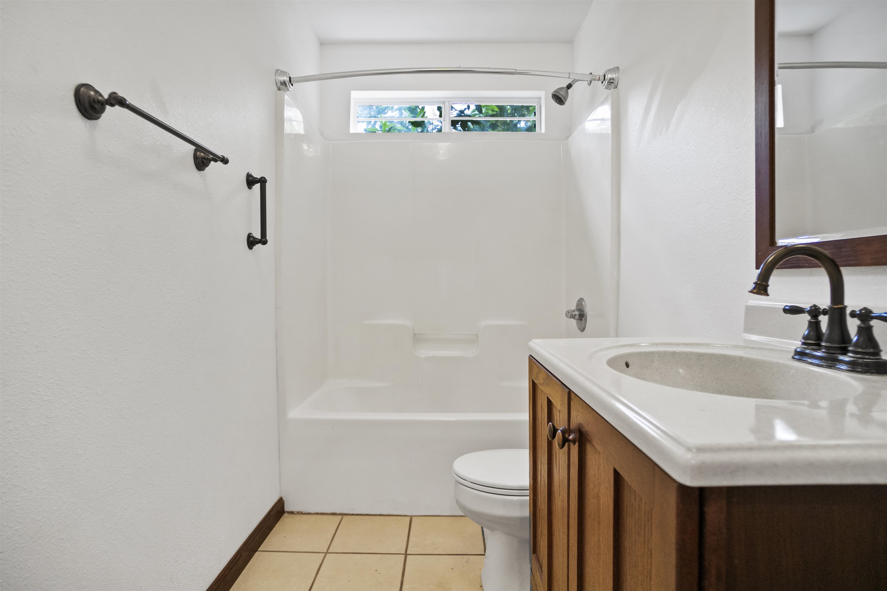 15766 NE Bob Sanders Road, Hosford, Florida image 21
