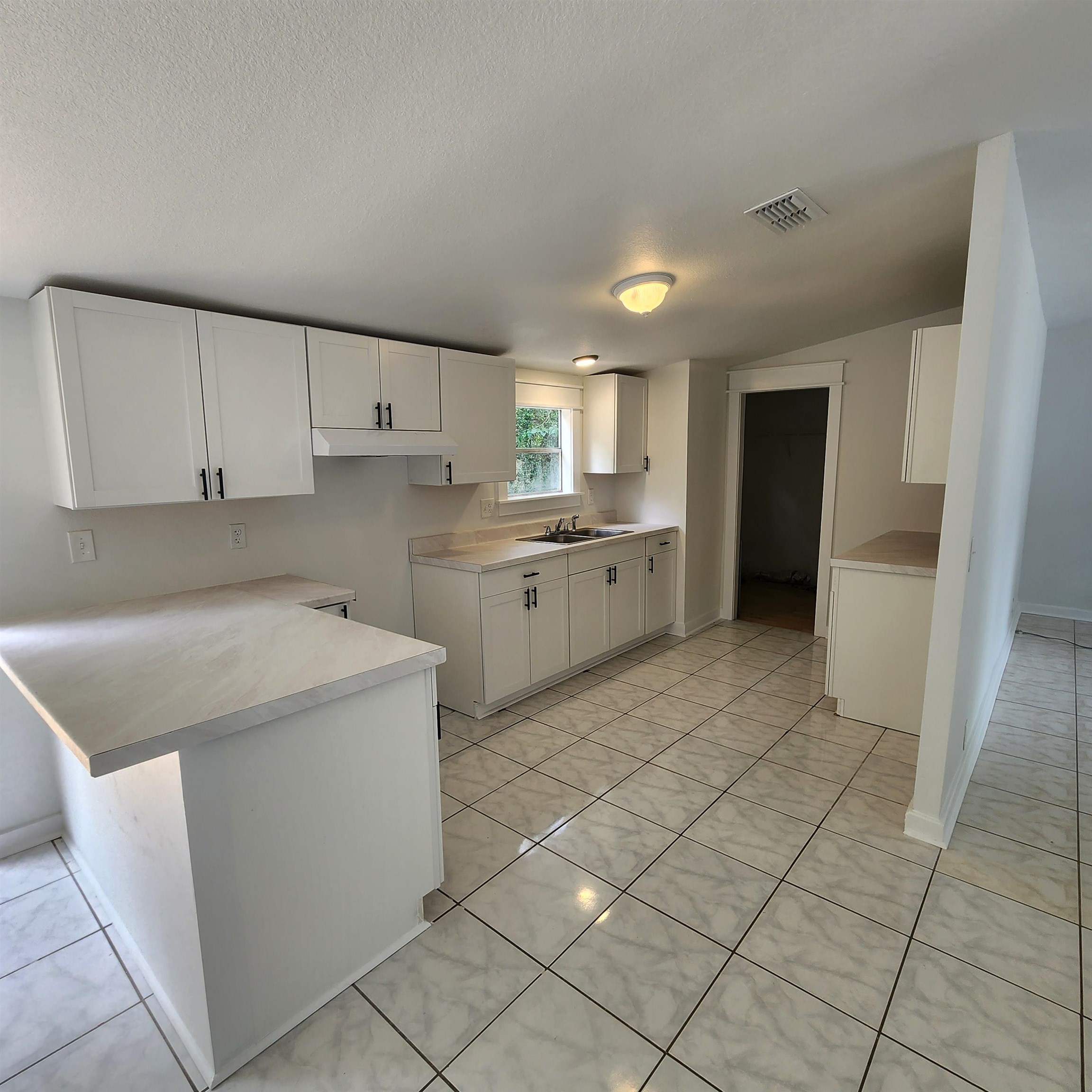 4040 Buster Road, Tallahassee, Texas image 12