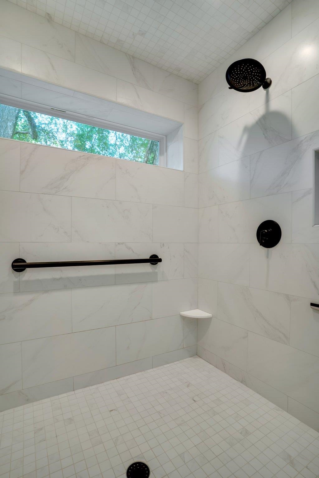 2012 Lee Avenue, Tallahassee, Texas image 21