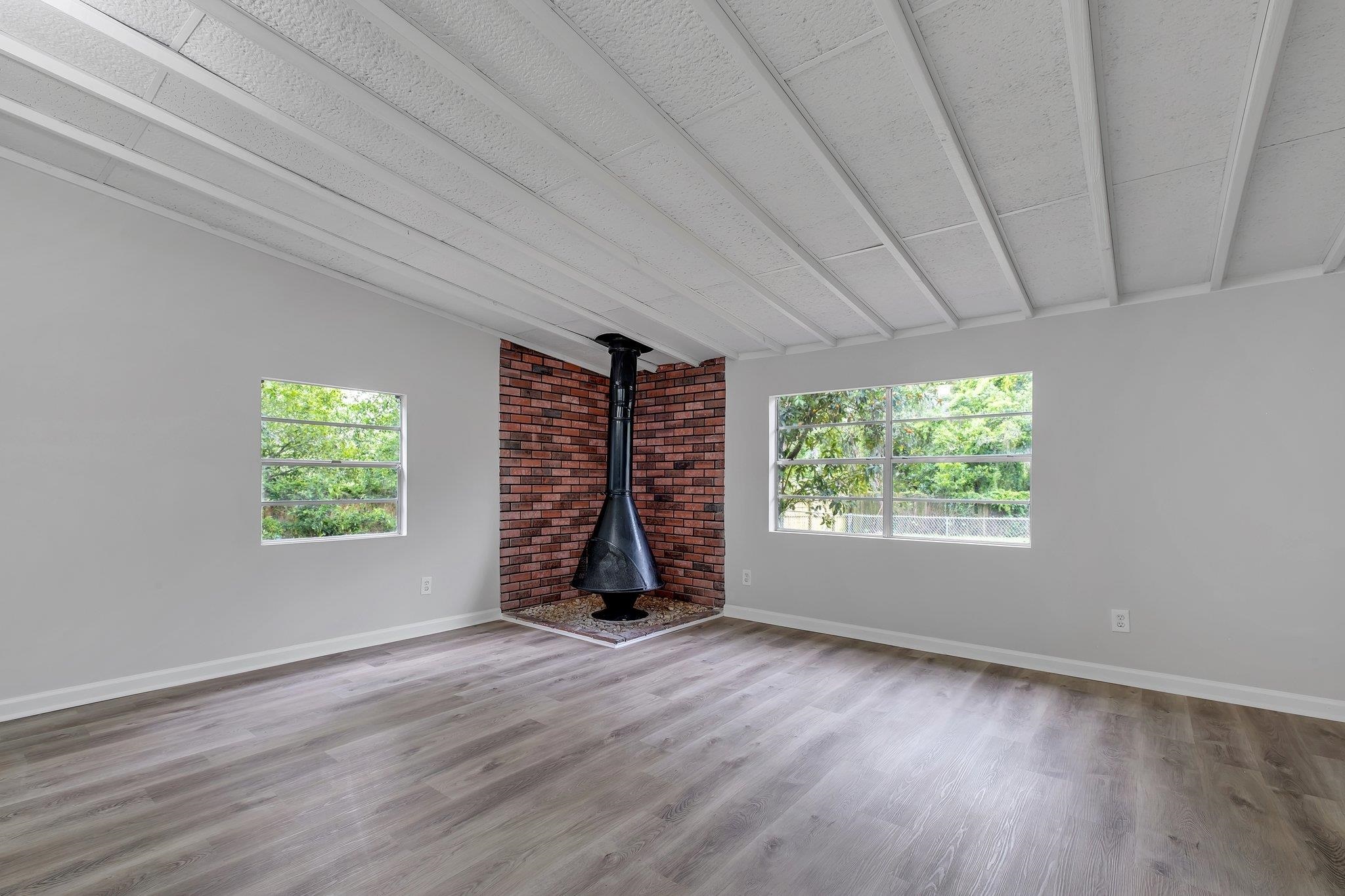 2131 Oxford Road, Tallahassee, Texas image 14