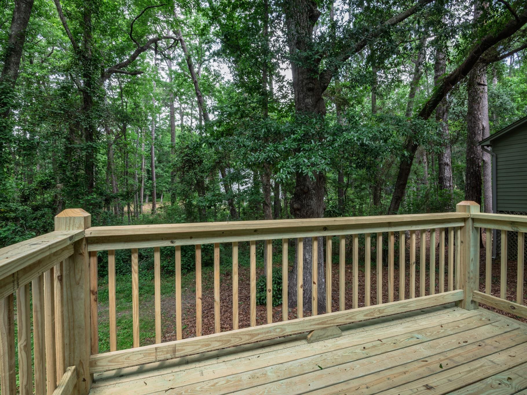 8760 Minnow Creek Drive, Tallahassee, Texas image 3