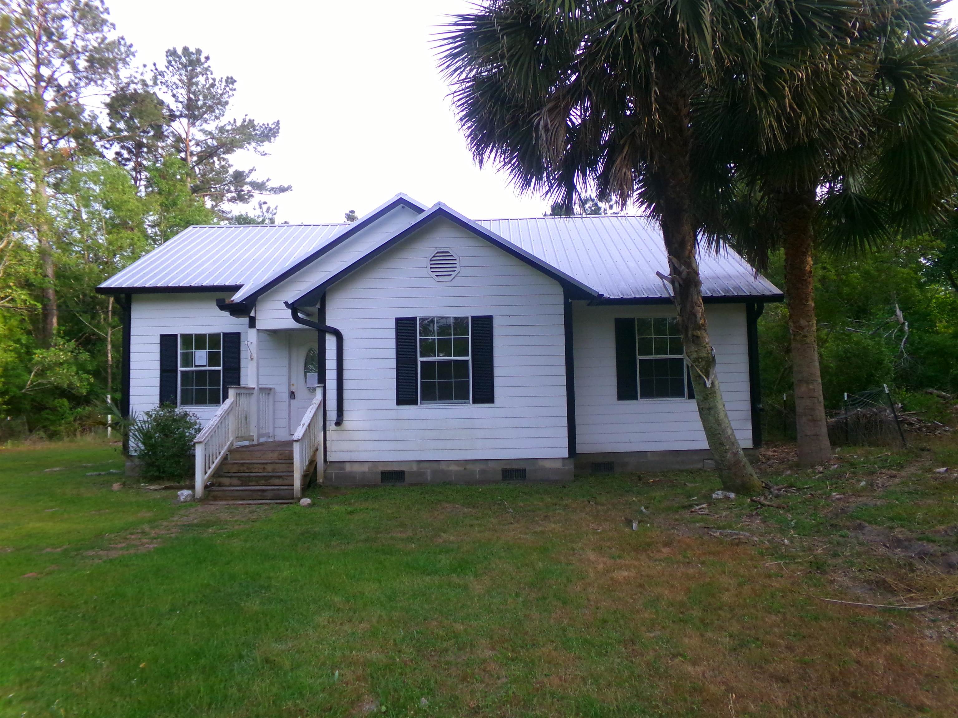 53 Greenleaf Lane, Crawfordville, Florida image 1