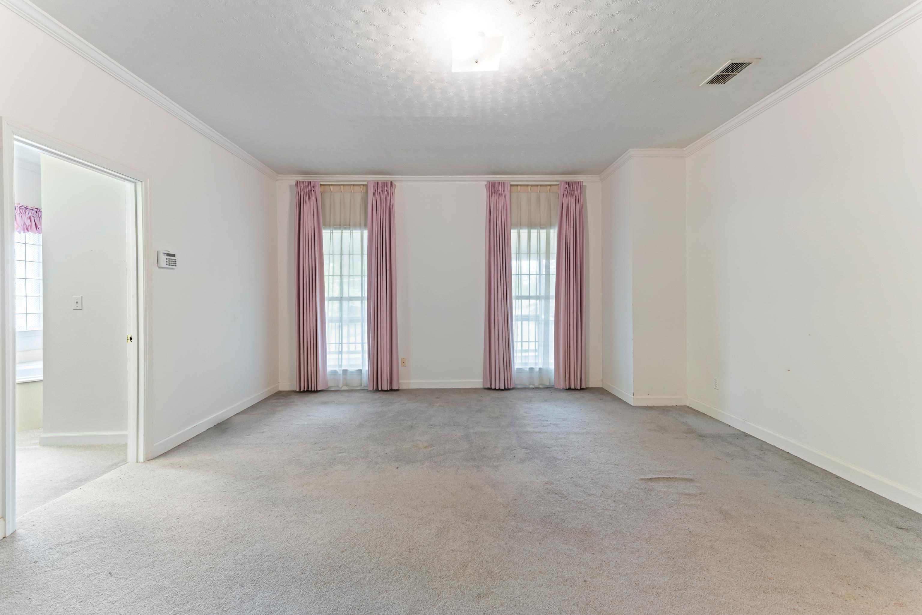 186 NW Whispering Pines Loop, Madison, Texas image 23