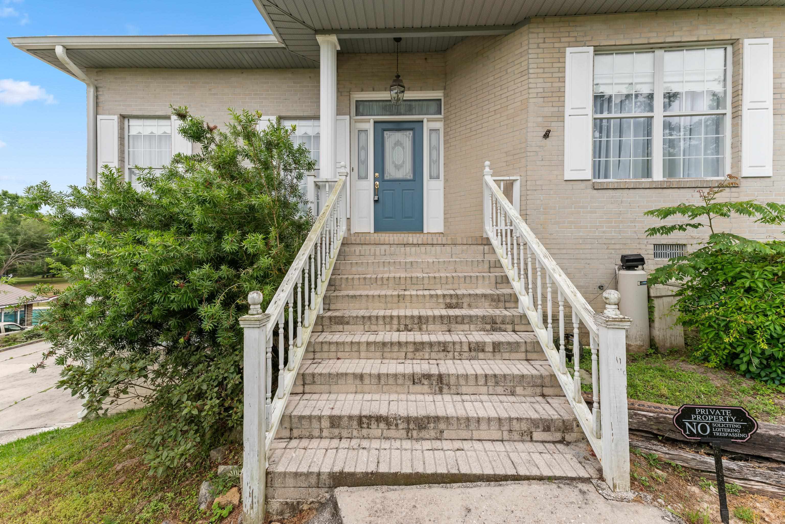 186 NW Whispering Pines Loop, Madison, Texas image 3