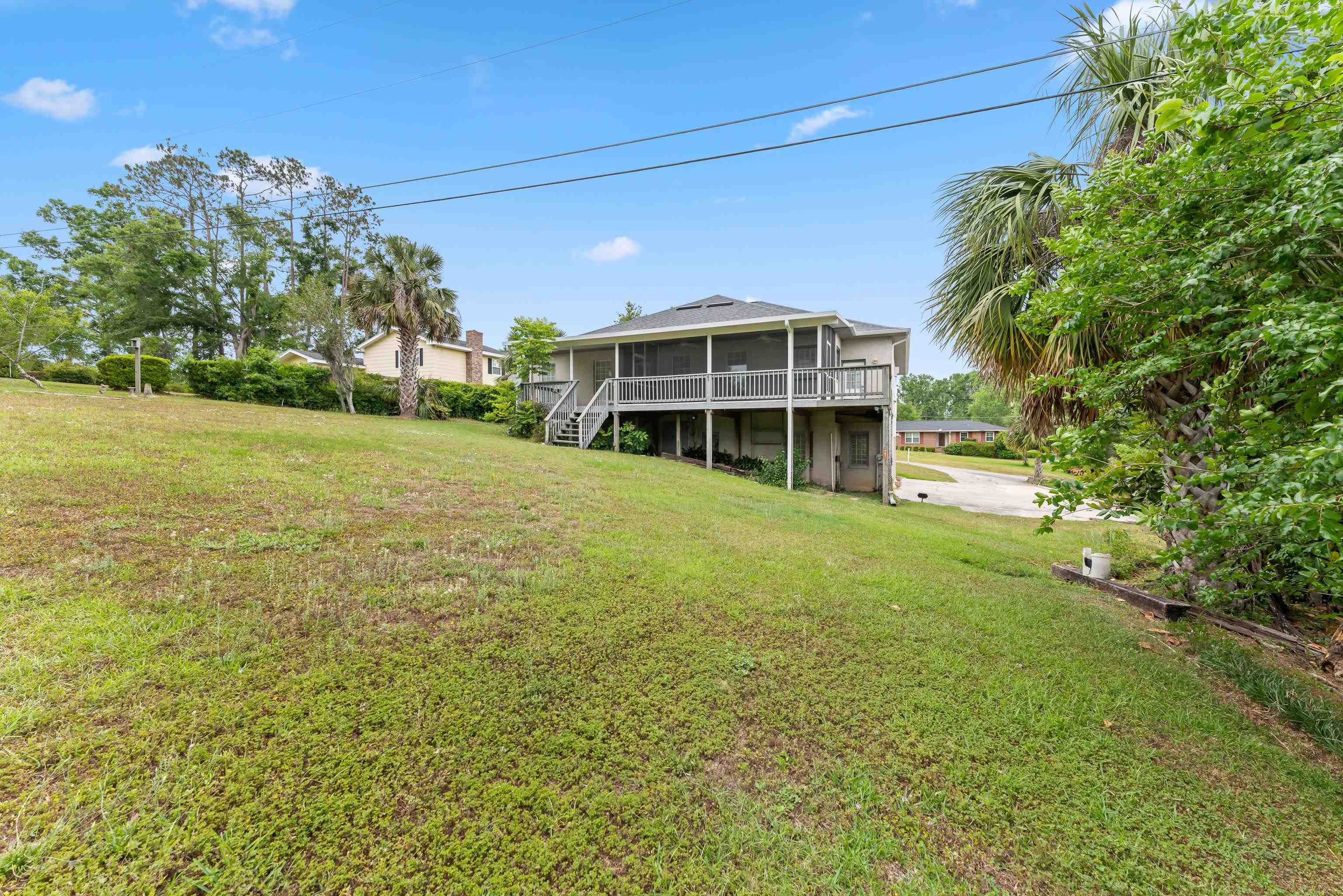 186 NW Whispering Pines Loop, Madison, Texas image 6