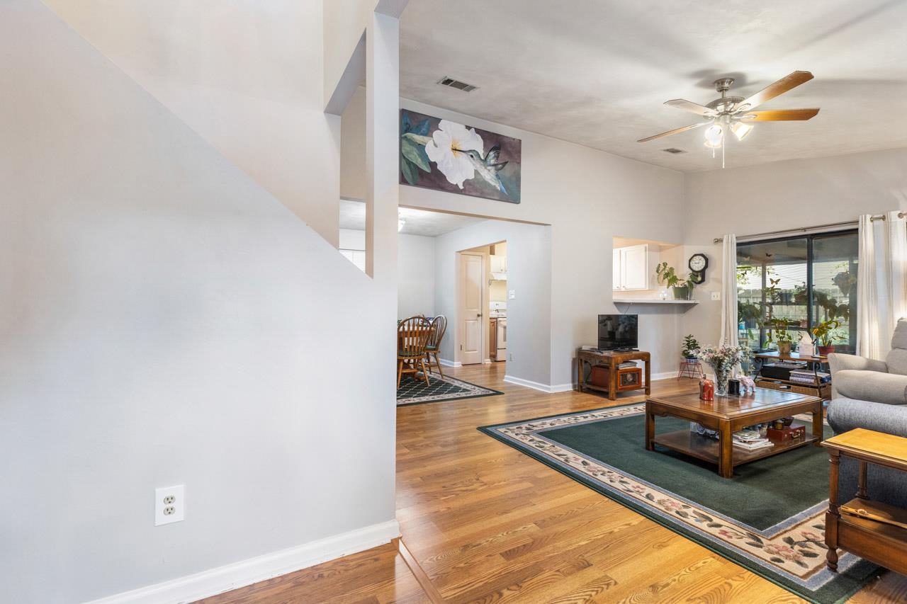 2124 Wesley Court, Tallahassee, Florida image 7