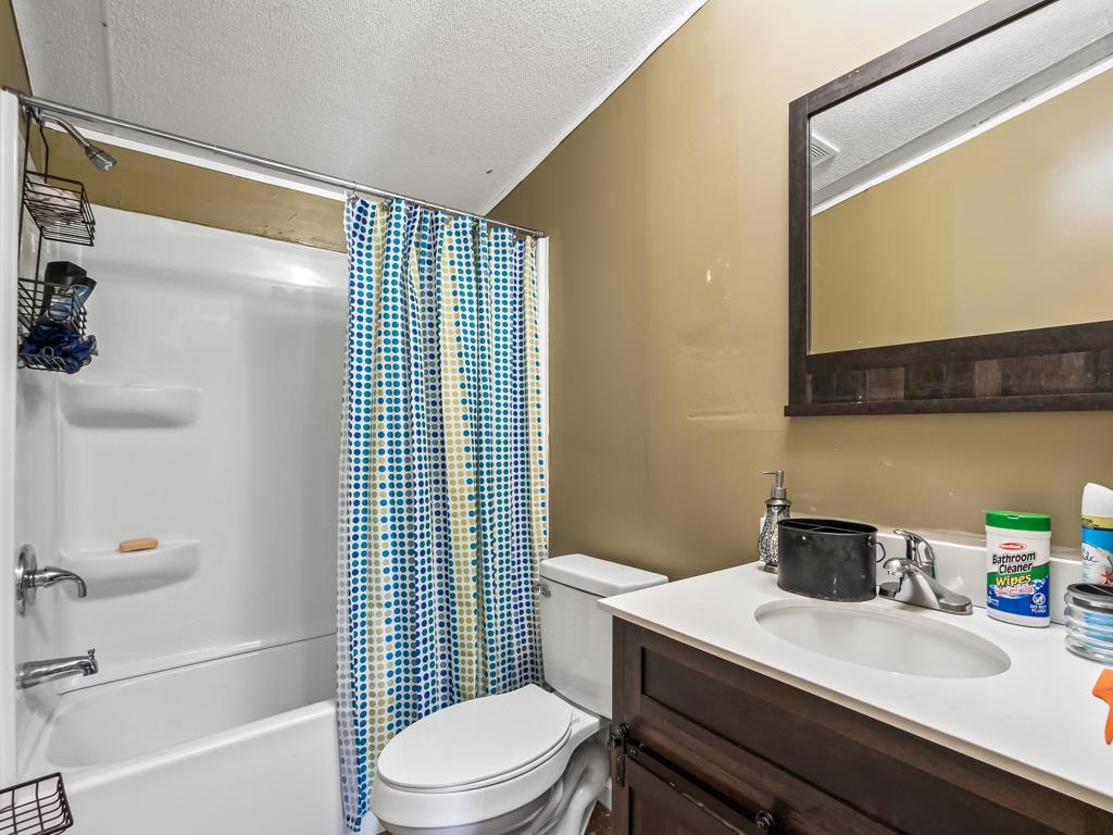 205 Keith Court, Gretna, Texas image 21