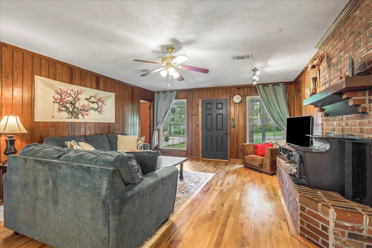 6528 Montrose Trail, Tallahassee, Texas image 8