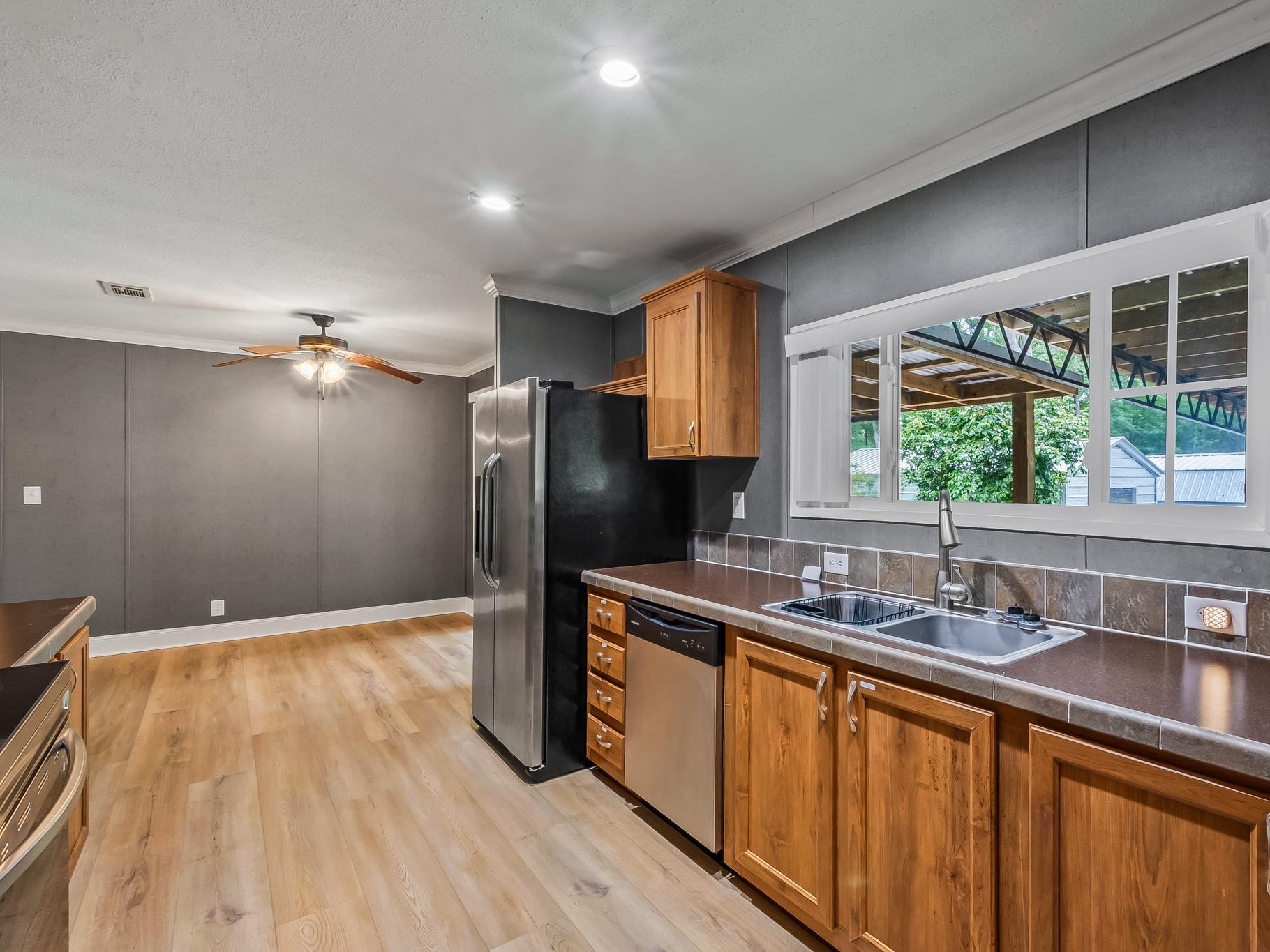 2749 Lakeview Point Road, Quincy, Florida image 16