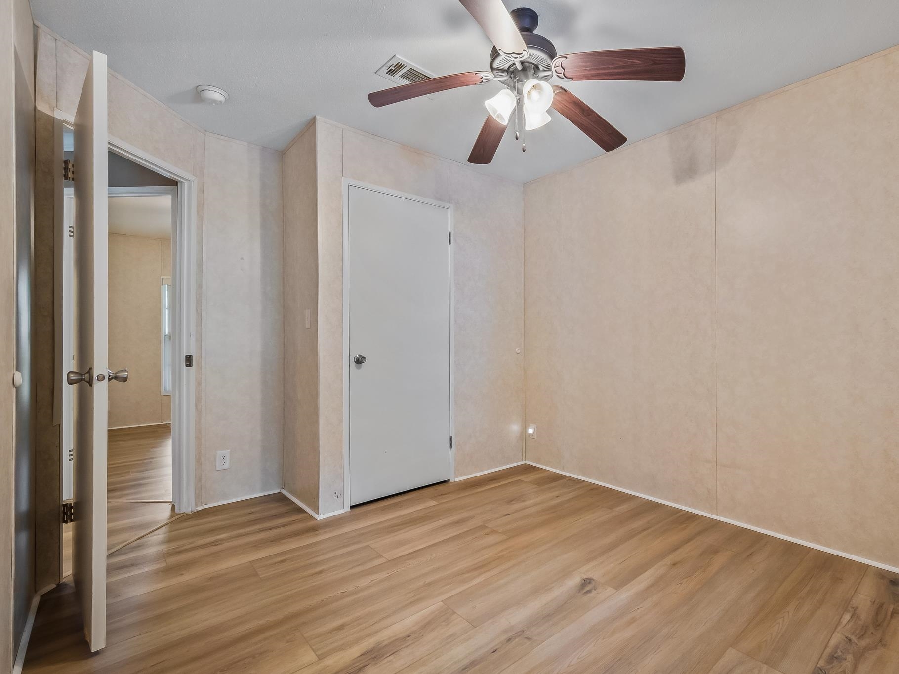 2749 Lakeview Point Road, Quincy, Florida image 32