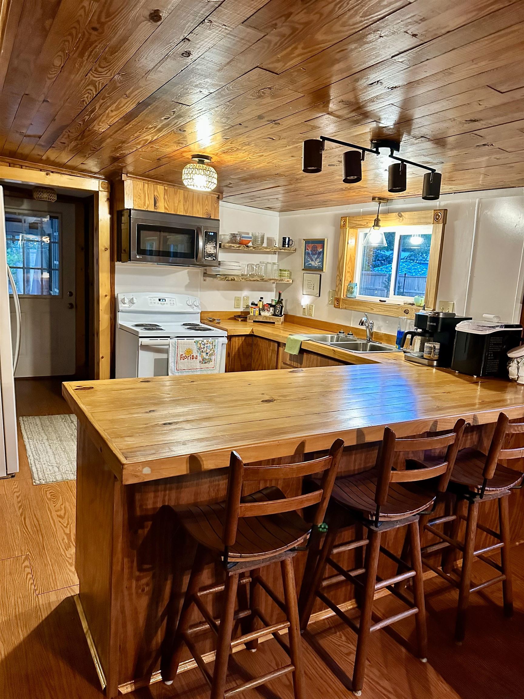 69 Suwannee Avenue, Panacea, Florida image 22