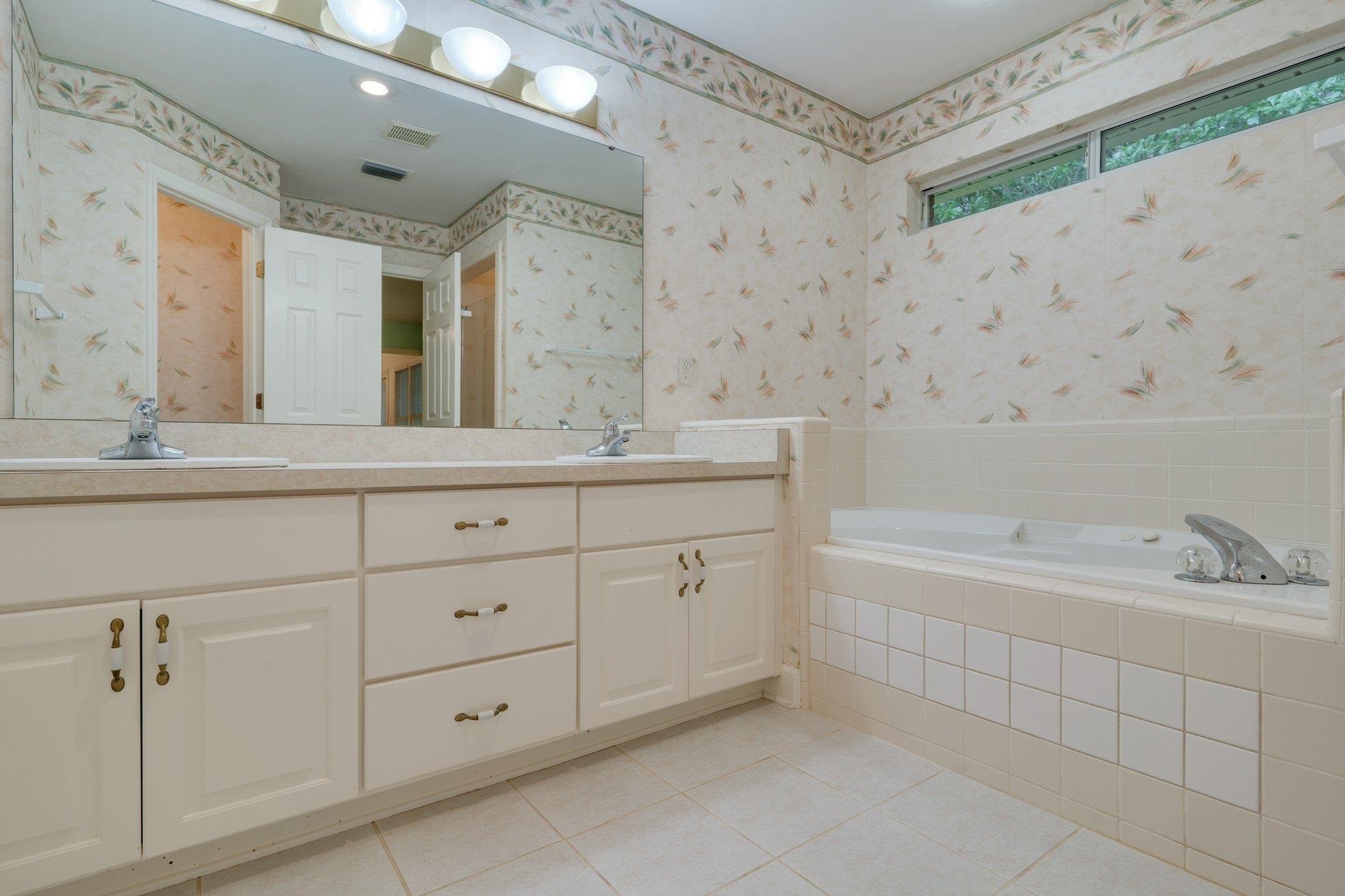 333 Remington Run Loop, Tallahassee, Florida image 23