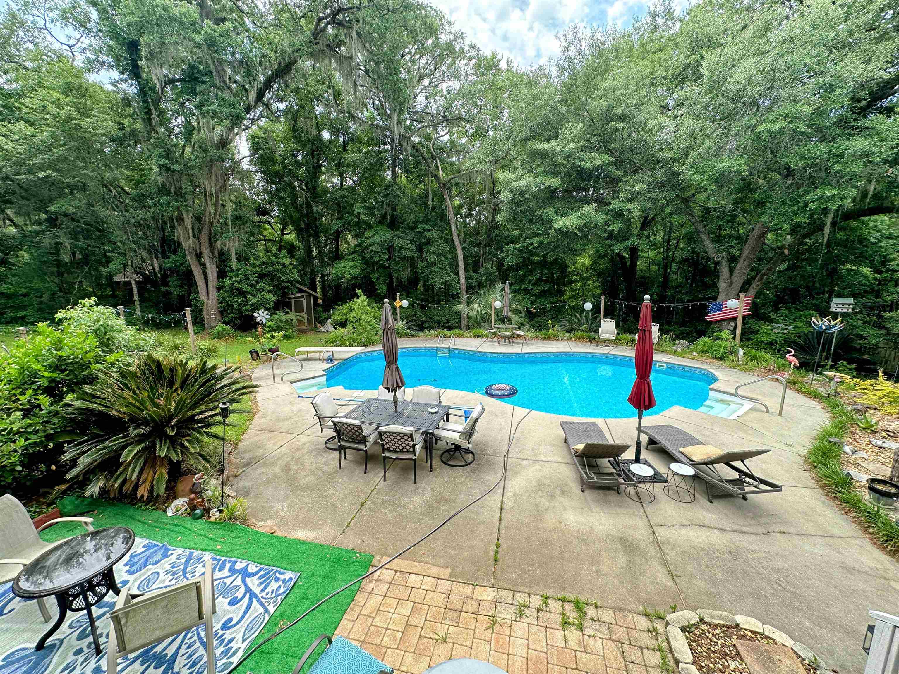 6393 Belgrand Drive, Tallahassee, Texas image 2