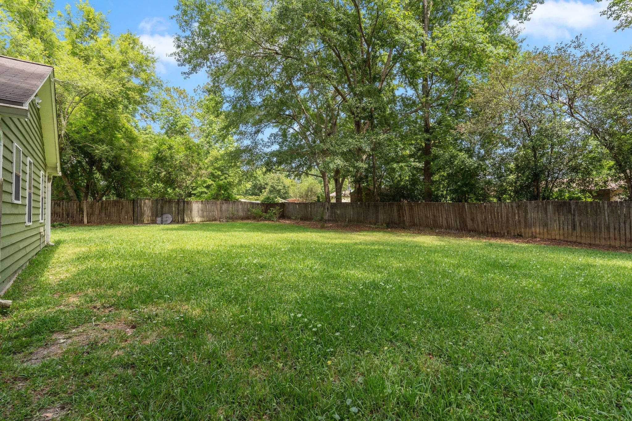 6815 Tomy Lee Trail, Tallahassee, Texas image 27