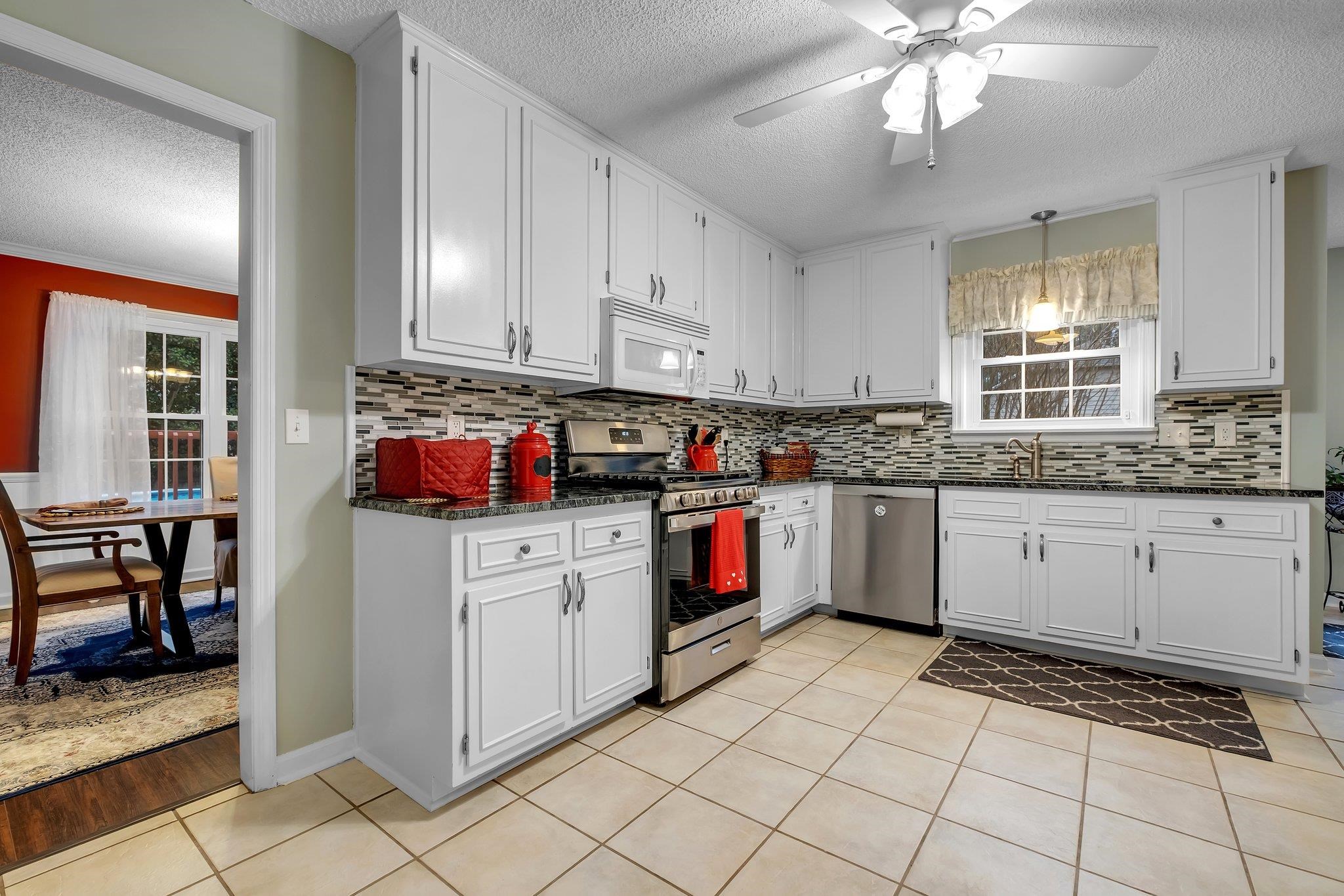 8186 Blue Quill Trail, Tallahassee, Texas image 13