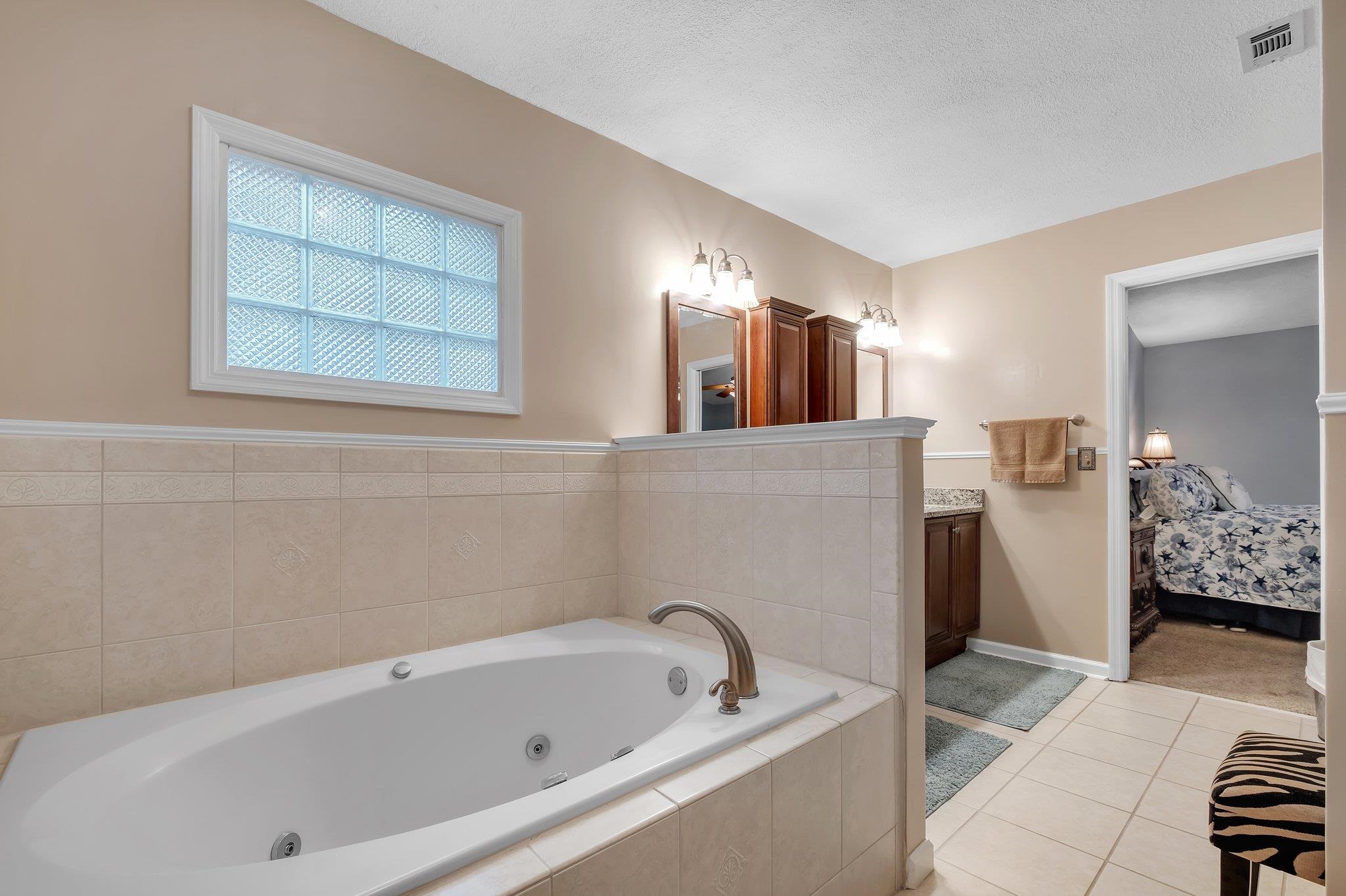 8186 Blue Quill Trail, Tallahassee, Texas image 29