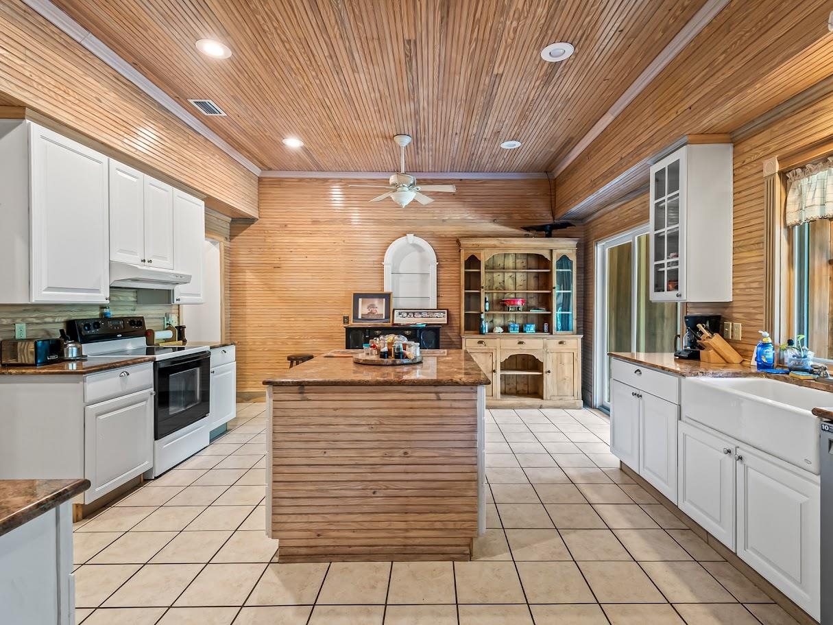 881 Hickory Hammock Road, Carrabelle, Florida image 10
