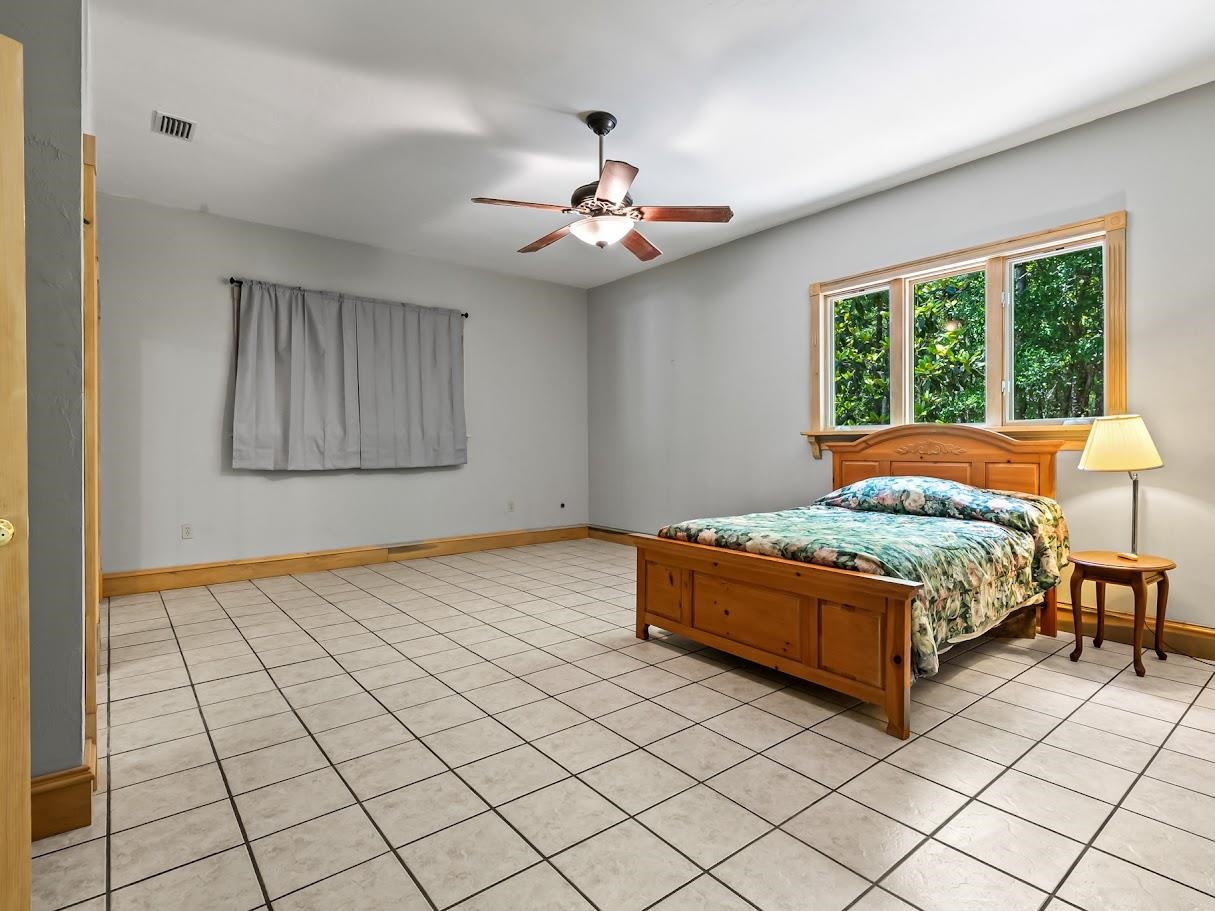881 Hickory Hammock Road, Carrabelle, Florida image 17