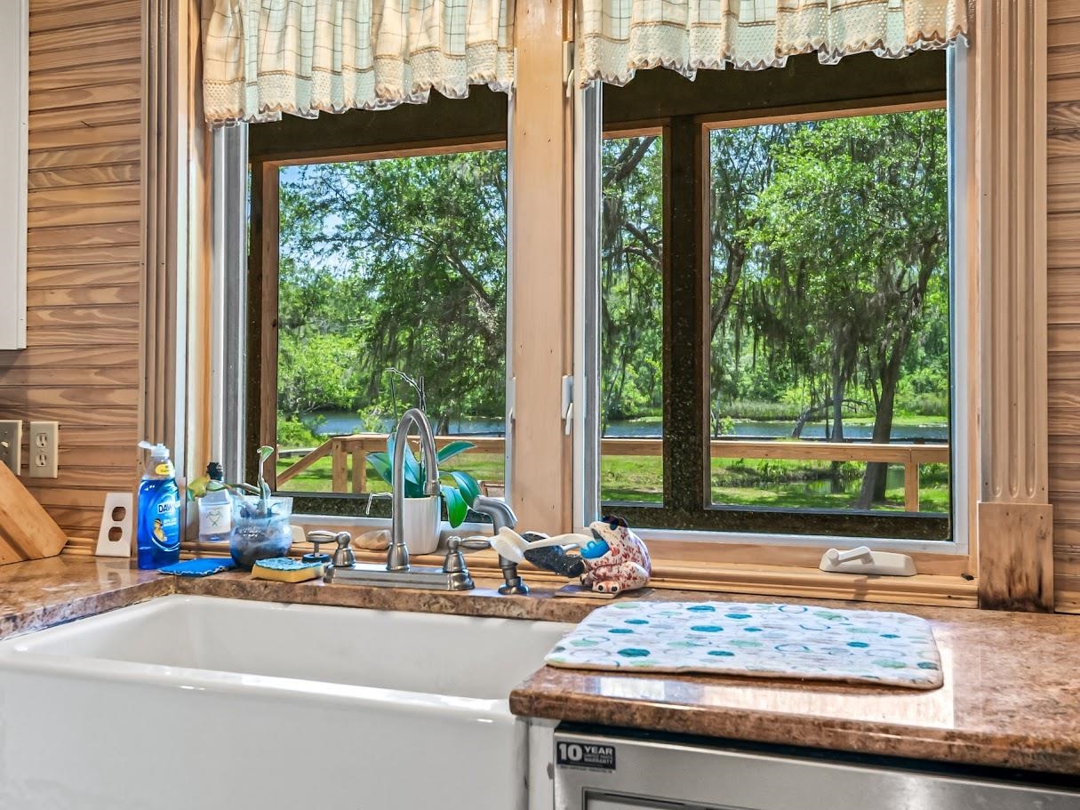 881 Hickory Hammock Road, Carrabelle, Florida image 24
