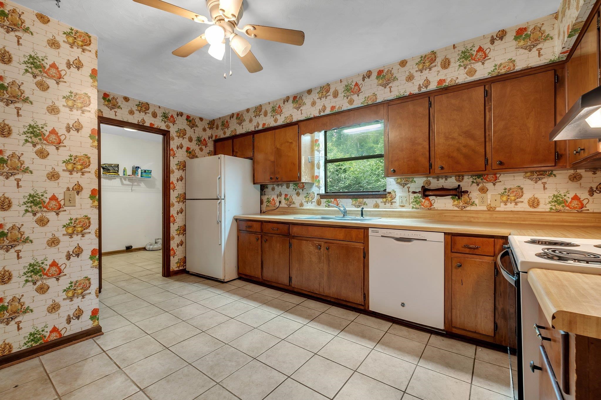 2104 Alton Road, Tallahassee, Florida image 9