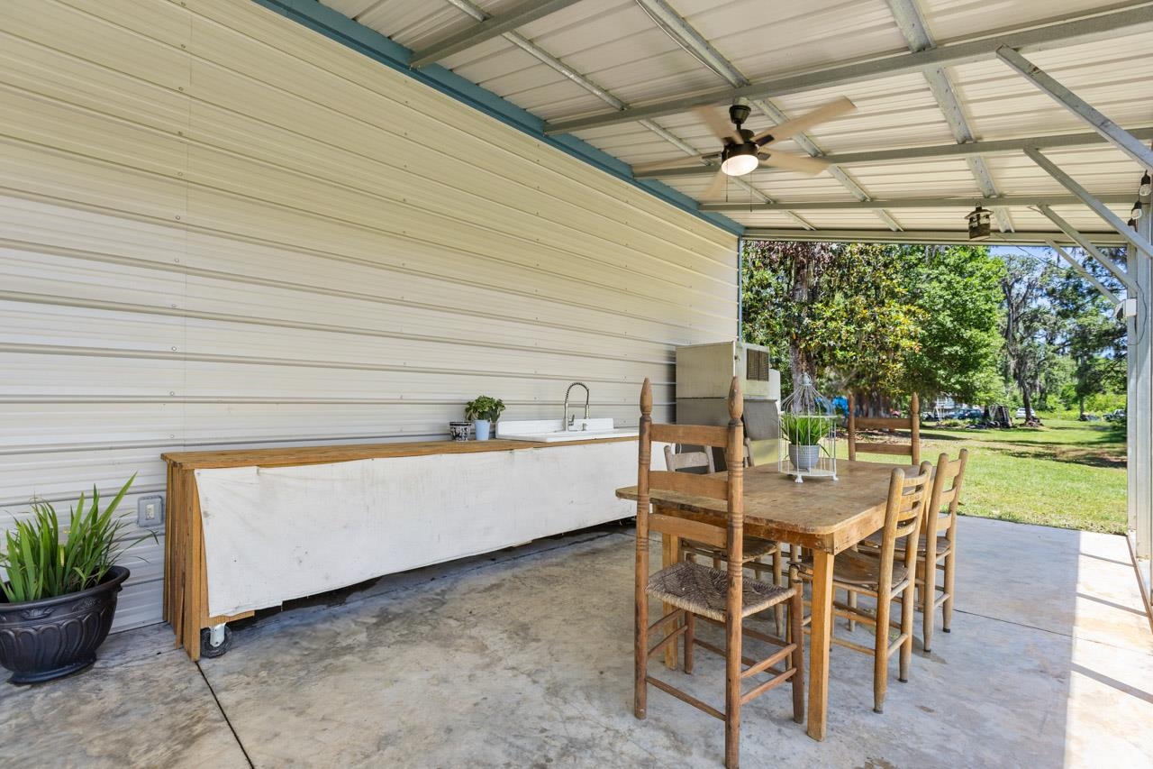 12881 SW Overstreet Avenue, Lamont, Florida image 3