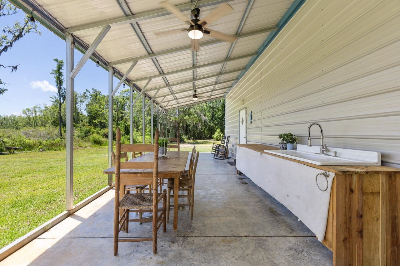 12881 SW Overstreet Avenue, Lamont, Florida image 5