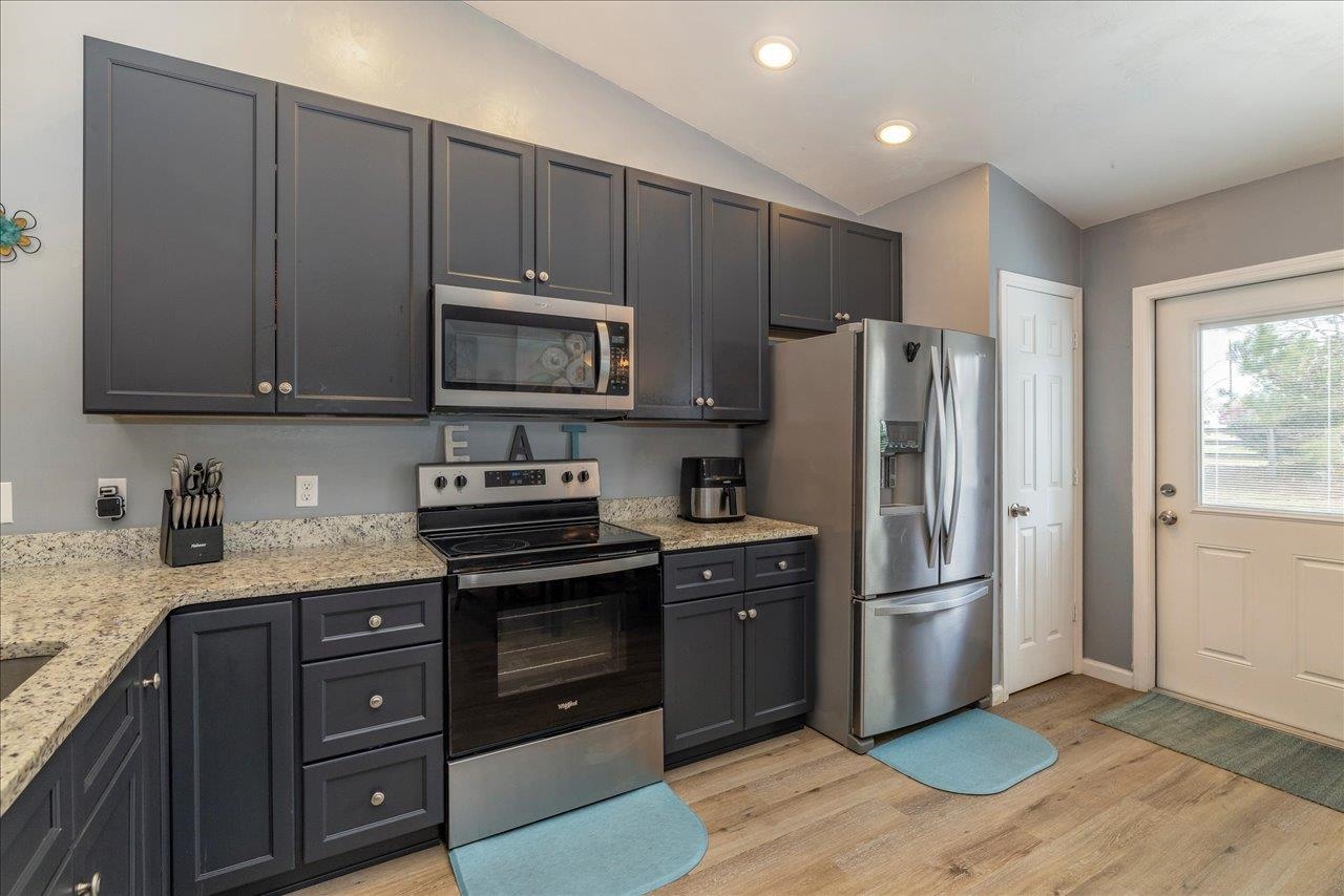 489 Charles Willis Drive, Midway, Florida image 12