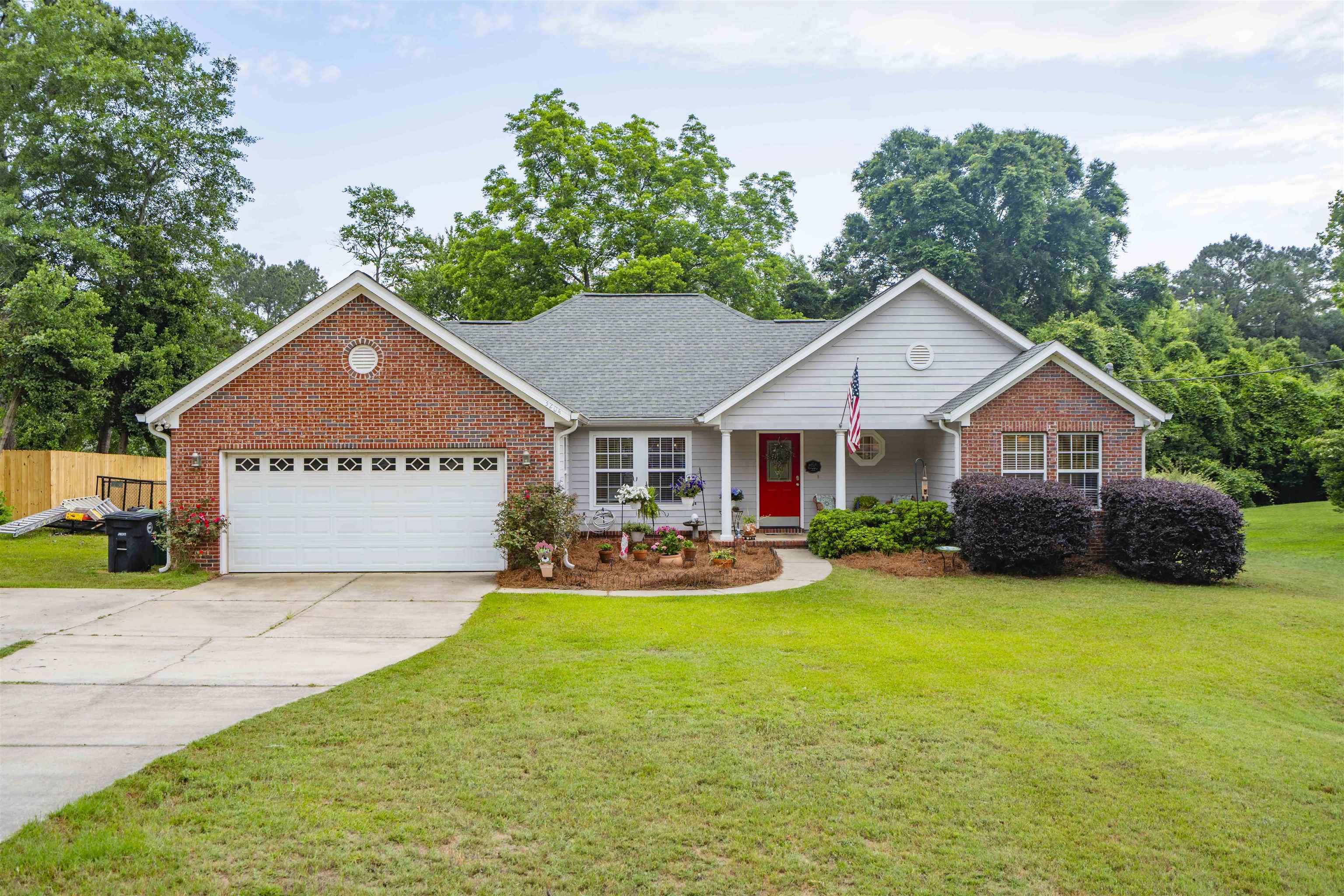 3204 Gallant Fox Trl, Tallahassee, Texas image 1