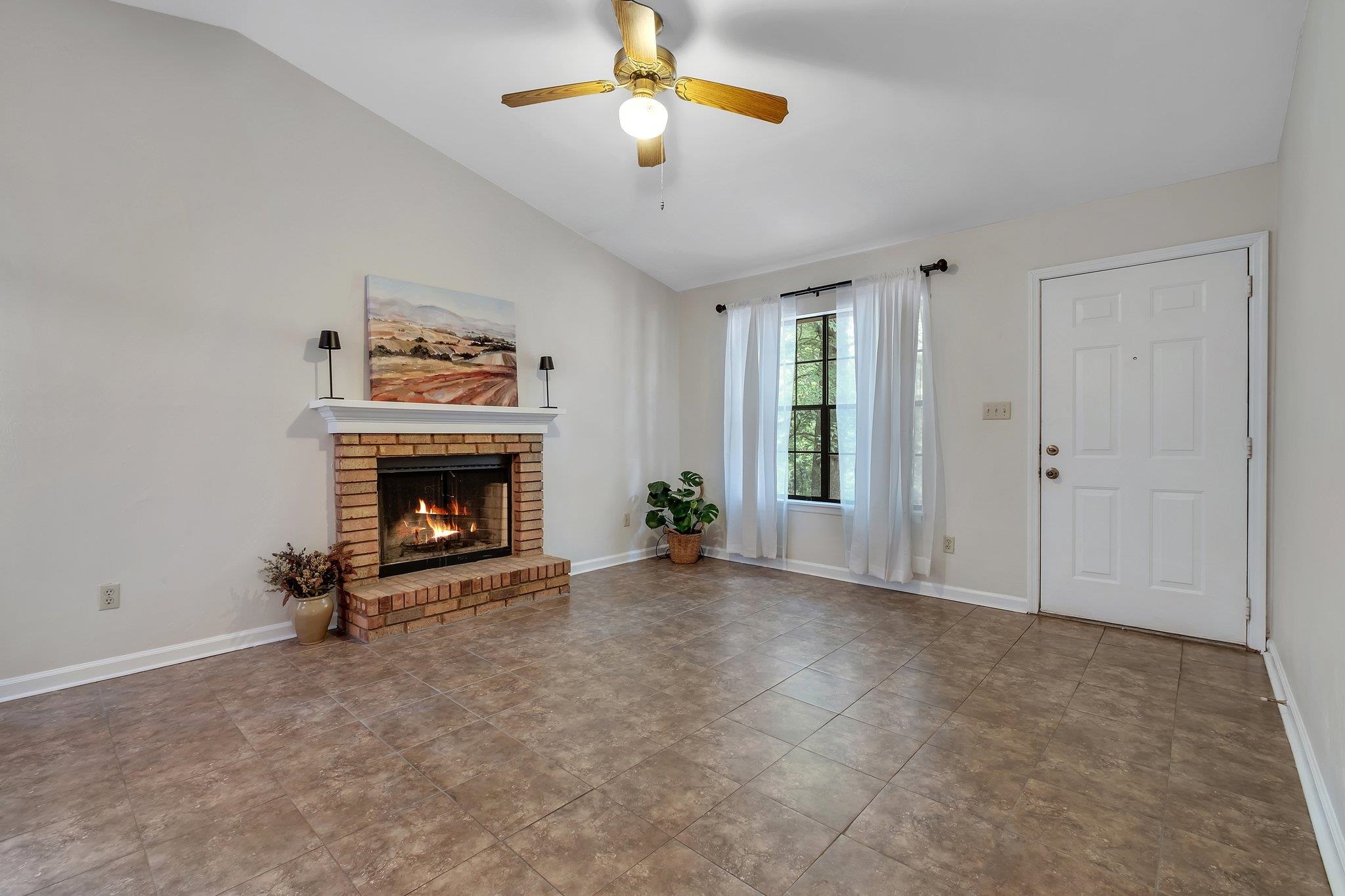 118 Meeting Street Drive, Tallahassee, Florida image 4