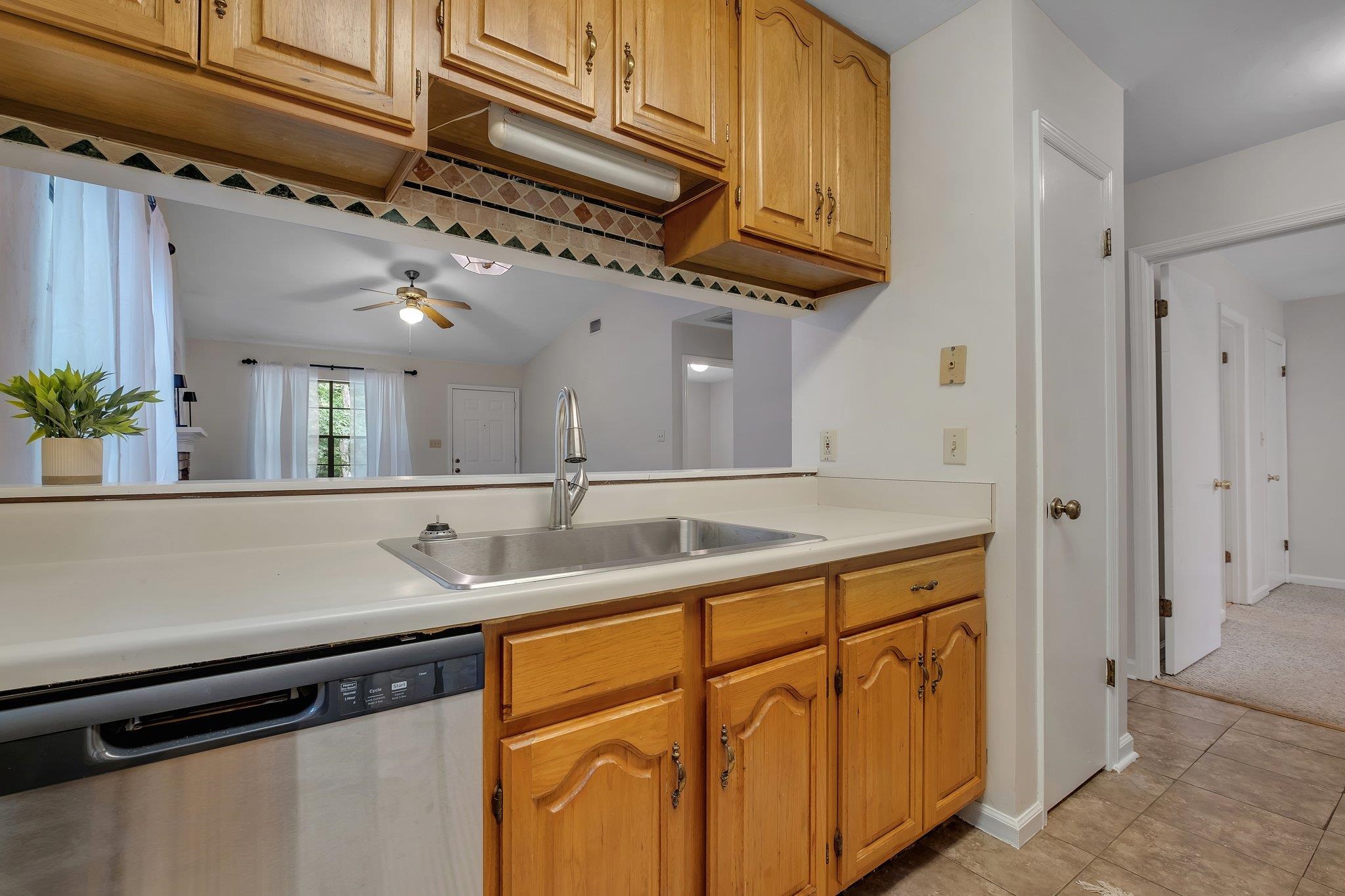 118 Meeting Street Drive, Tallahassee, Florida image 9