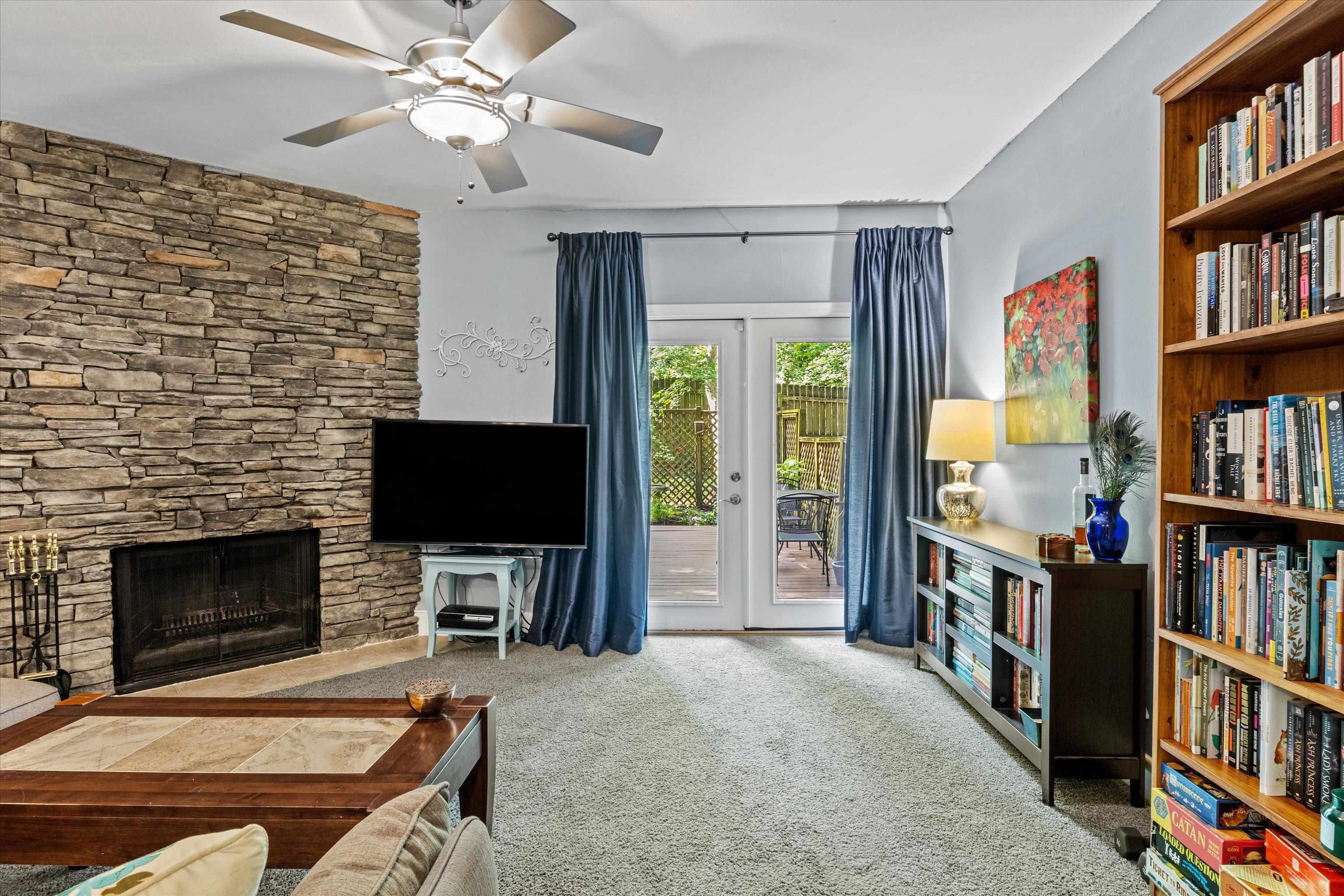 1725 S Beechwood Circle, Tallahassee, Texas image 4