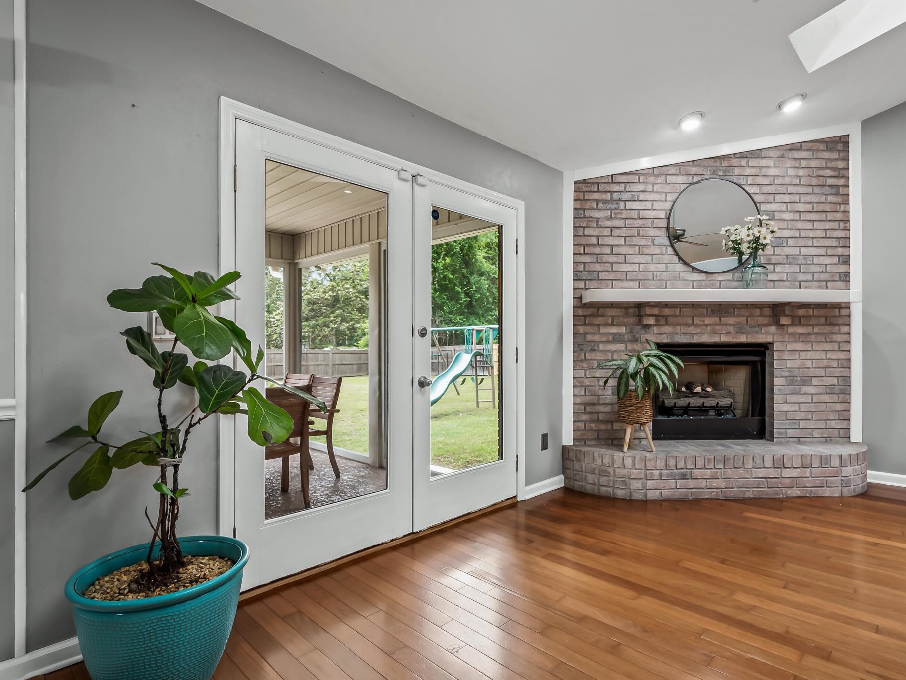 1159 E Corby Court, Tallahassee, Texas image 34