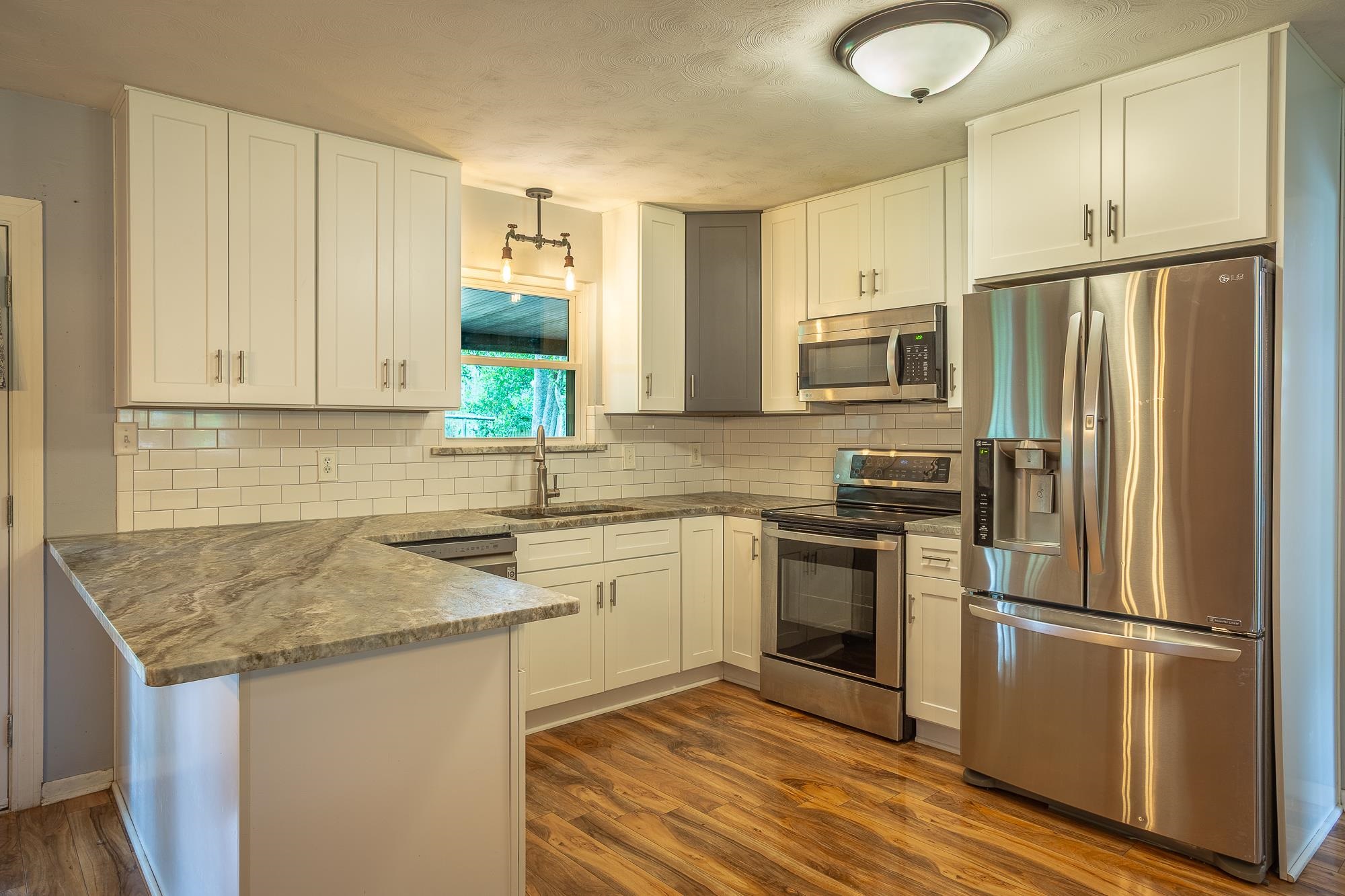 1859 Hopkins Drive, Tallahassee, Texas image 5