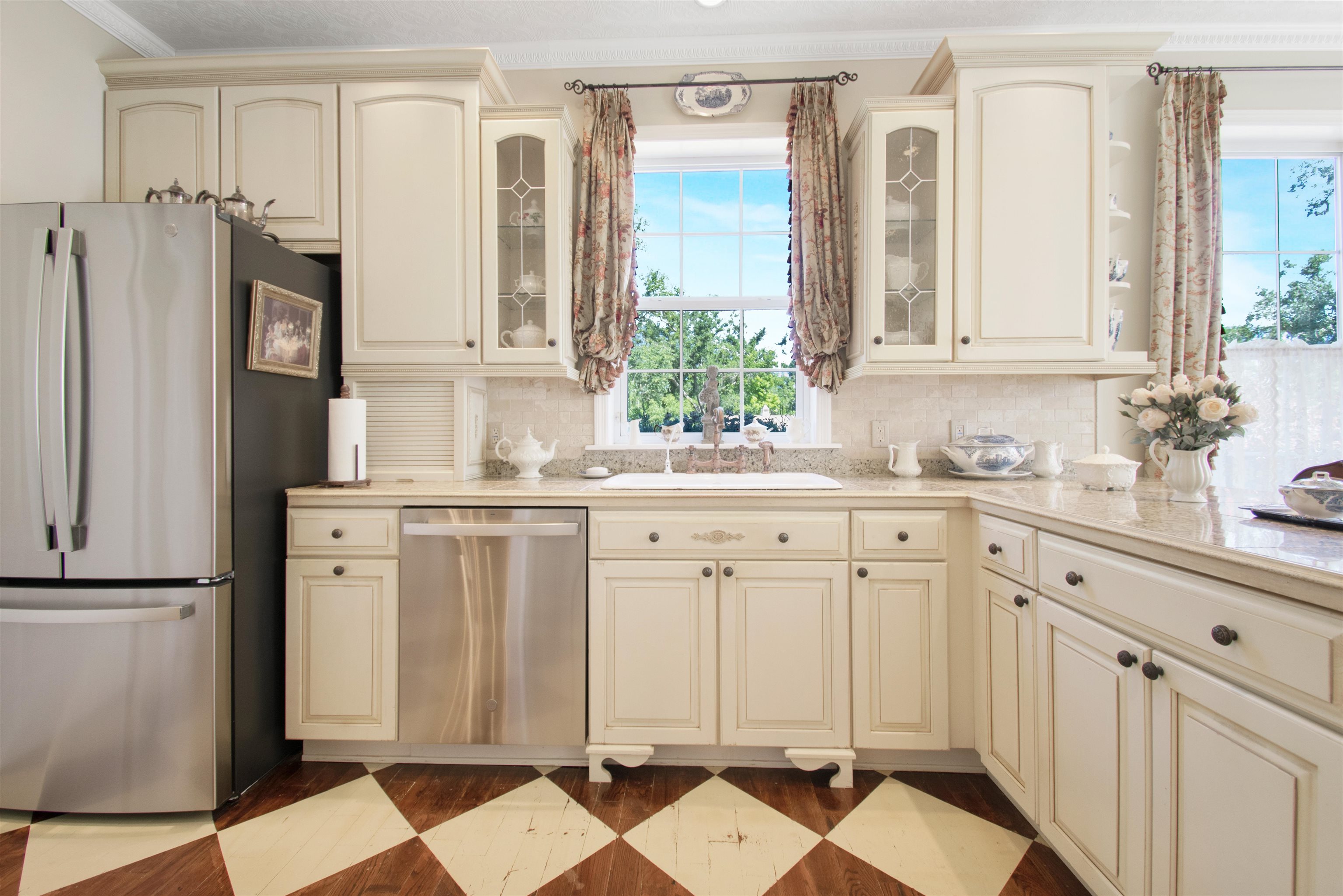 2460 Canopy Lane, Perry, Florida image 16